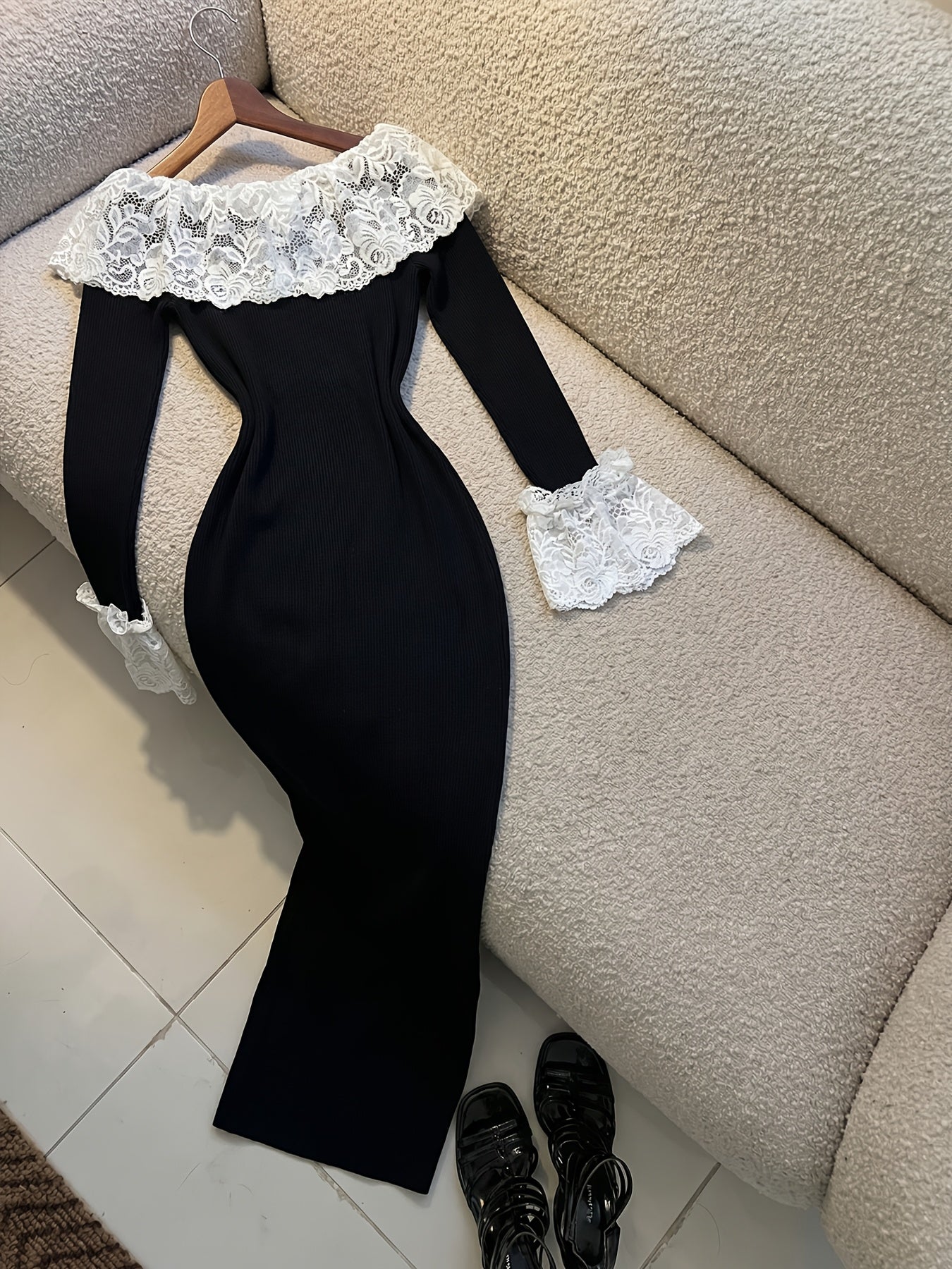 Ladies' Elegant Party and Date Essential, Lace Off-shoulder Waist-cinching Dress