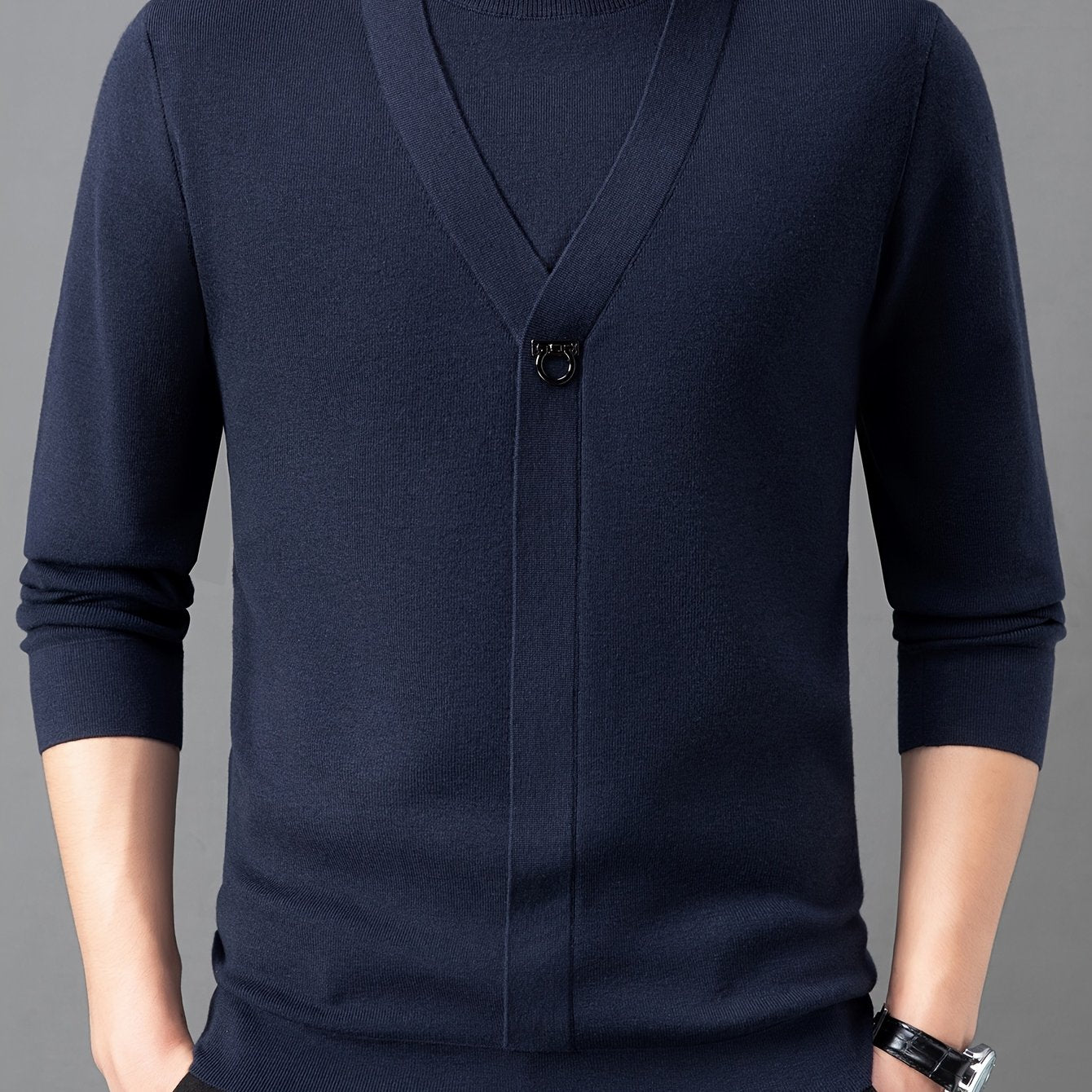 New Autumn And Winter Men'S Fashion: a Round-Neck Long-Sleeve Sweater That Looks Like a Two-Piece, Suitable for Business Casual Wear, Featuring a Faux Placket Design, Knit