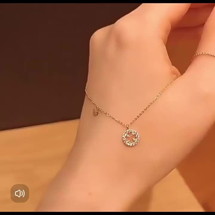 Collier Trèfle Porte-Bonheur Élégant pour Femmes – Chaîne en Argent Sterling S925 Plaquée Or 18K avec Pendentif Trèfle Sertie de Zirconium Synthétique Étincelant, Bijou Fin et Sophistiqué pour Teenager, Cadeau Parfait pour Petite Amie ou Meilleure Amie