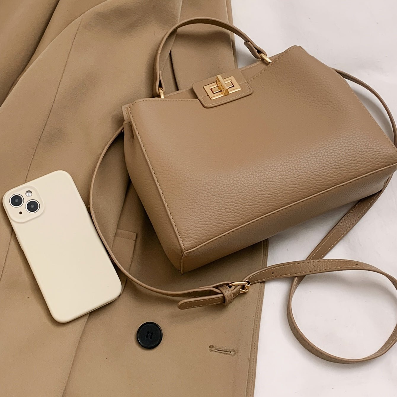 Sac bandoulière convertible bleu clair pour femme – Hardware doré, bandoulière détachable, fermeture pression, polyvalent pour quotidien, travail et voyages