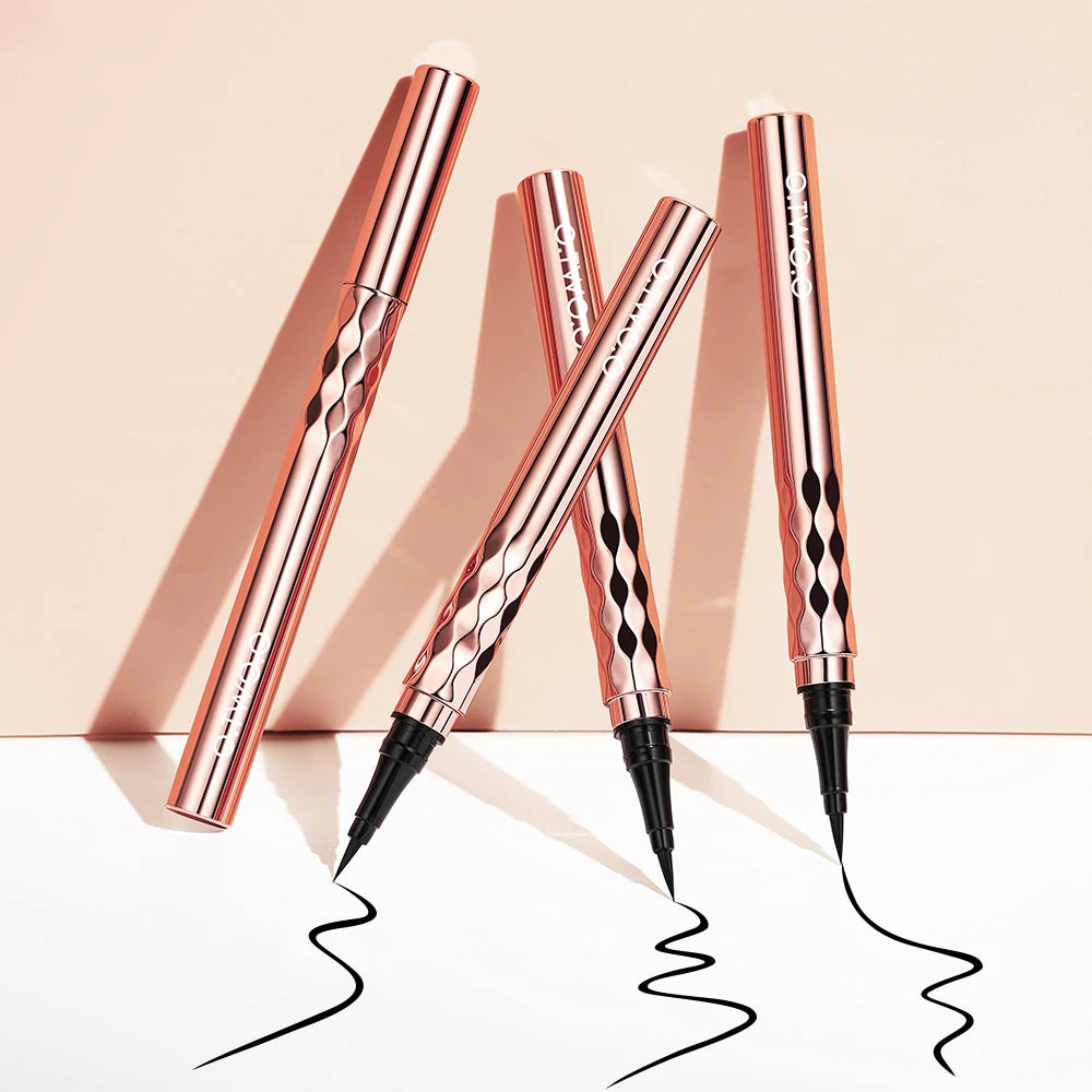 Crayon Eyeliner Liquide– Tenue 24 Heures, Facile à Dessiner, Étanche, Séchage Rapide, Lisse, Maquillage Naturel des Yeux