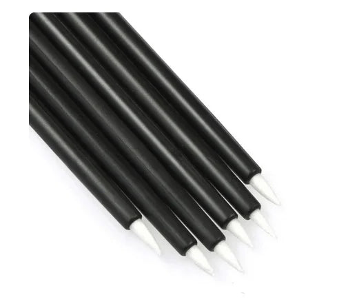Eyeliner Noir — naturel, longue tenue, facile à appliquer, waterproof, anti-bavures, séchage rapide, fini mat, stylo liquide