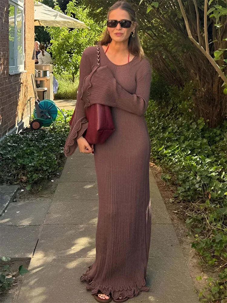 Robe Longue en Tricot pour Femme – Dos Lacé et Bordure Volantée