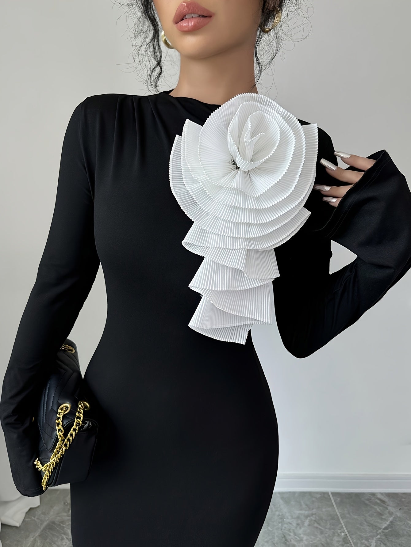 Elegant Party Dress with 3D Large Floral Design on The Front And Long Sleeves.