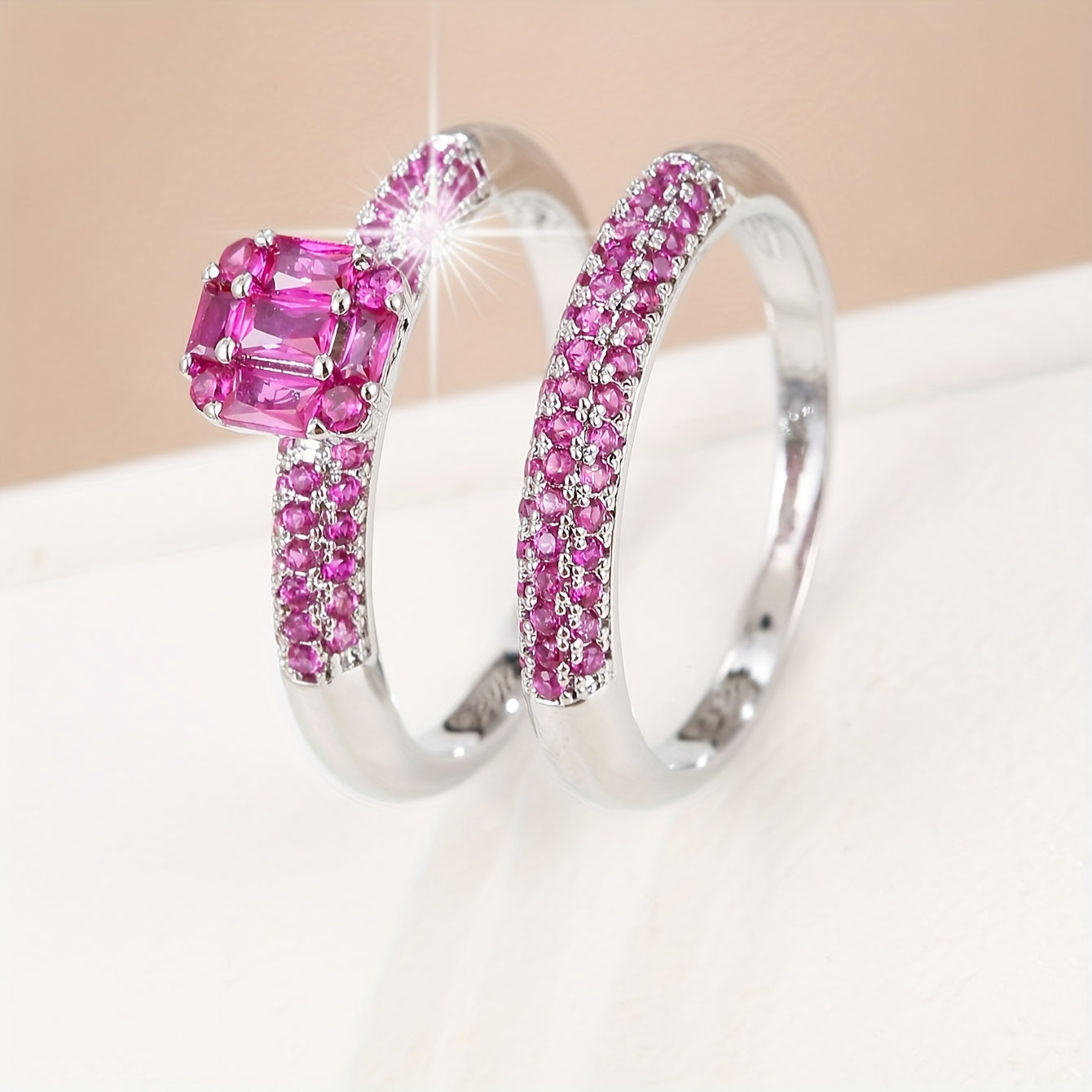 A Set of Simple And Stylish Engagement And Wedding Rings from Europe And America.