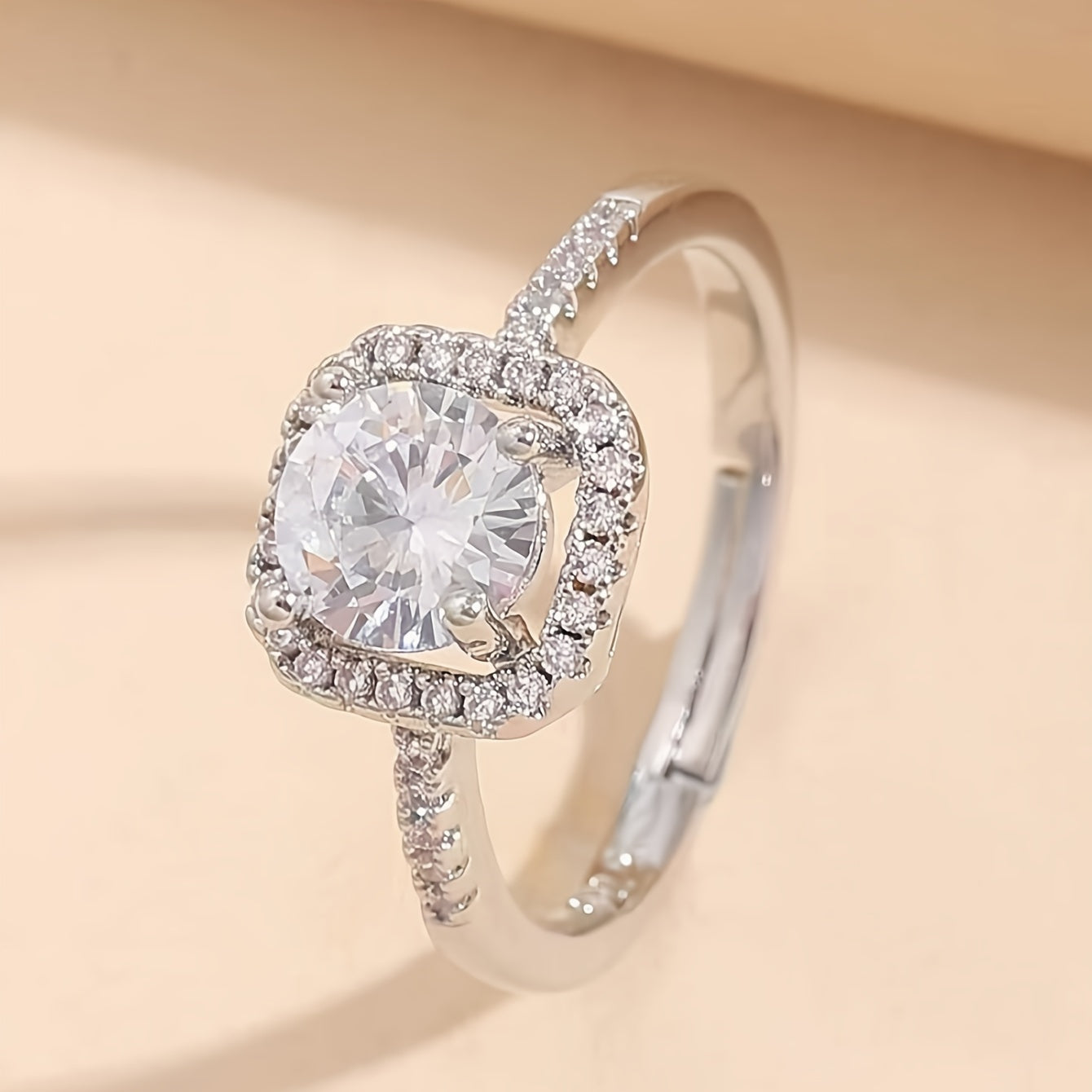 A Square-cut Copper Open Ring with Micro-set Synthetic Synthetic Zirconia, Suitable for Women's Daily Wear