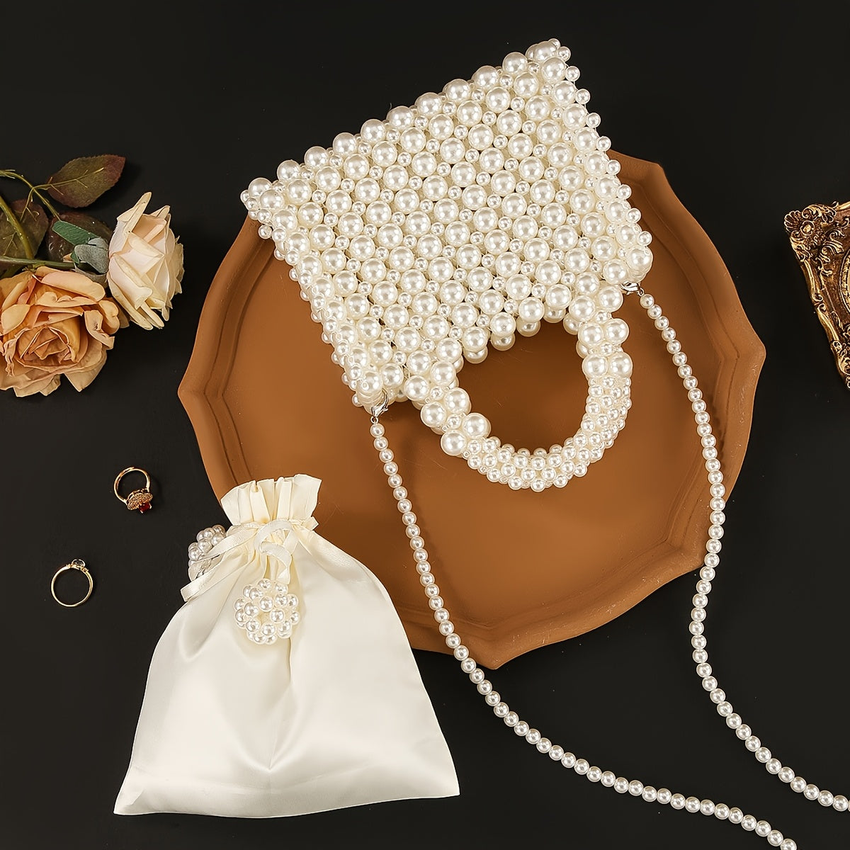 Pochette Élégante Bohème Perles – Avec Bandoulière Amovible, Design en Perles Plastique Fait Main, Quincaillerie Dorée, Parfaite pour Fêtes, Vacances et Événements Formels, Pochette de Soirée, Style Bohème, Pochette Durable en PU