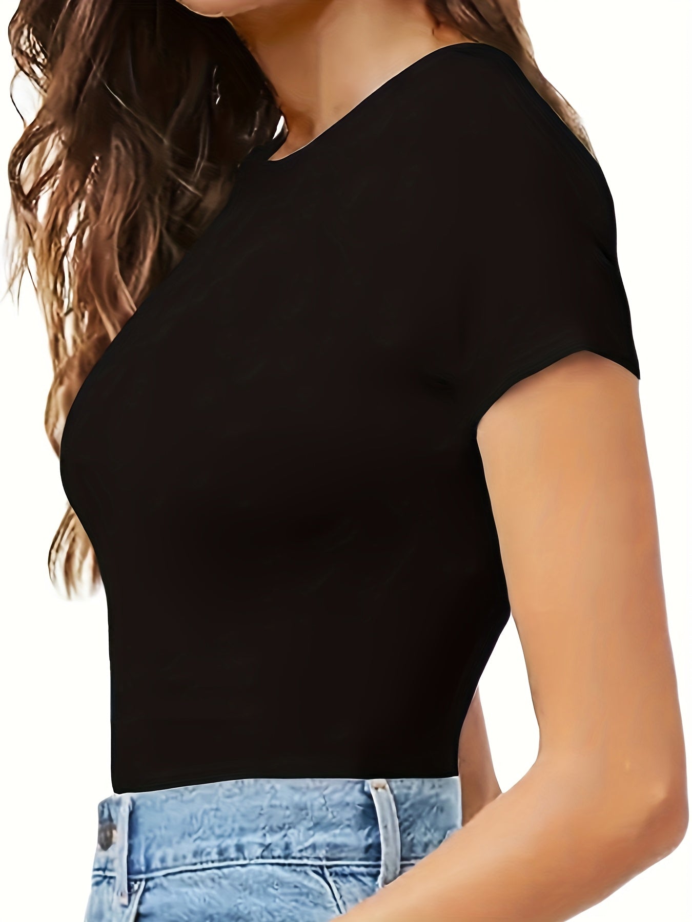 Body slim femme à manches courtes, col rond, tissu extensible et confortable, style estival élégant, lavable en machine, sous-vêtement confortable au design minimaliste et texture lisse