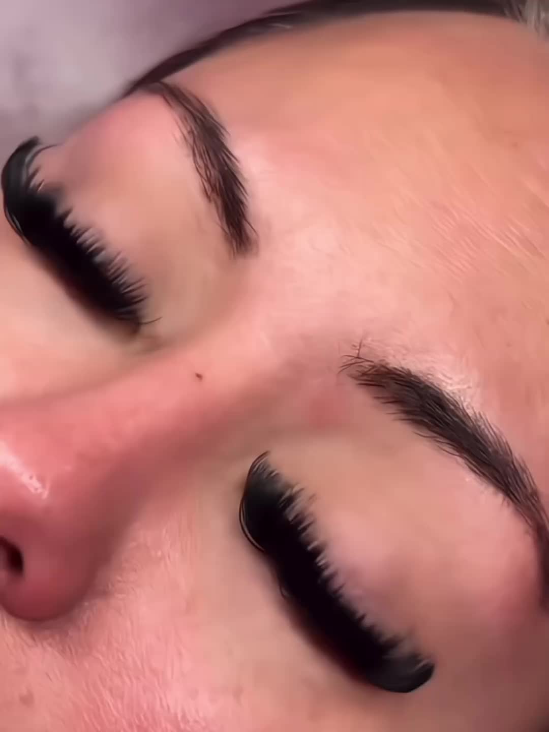 Faux cils 196 bouquets 150D, longueurs mixtes de 10 à 18 mm, à combiner à volonté, courbure D-D, effet œil de chat russe 3D, volume naturel et duveteux - légers, doux, confortables, faciles à poser