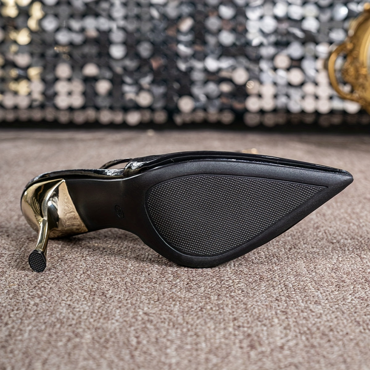 Escarpins à Talons Aiguilles pour Femme – Bout Pointu, Bride Cheville à Boucle, Chaussures Élégantes et Stylées pour Soirées et Événements