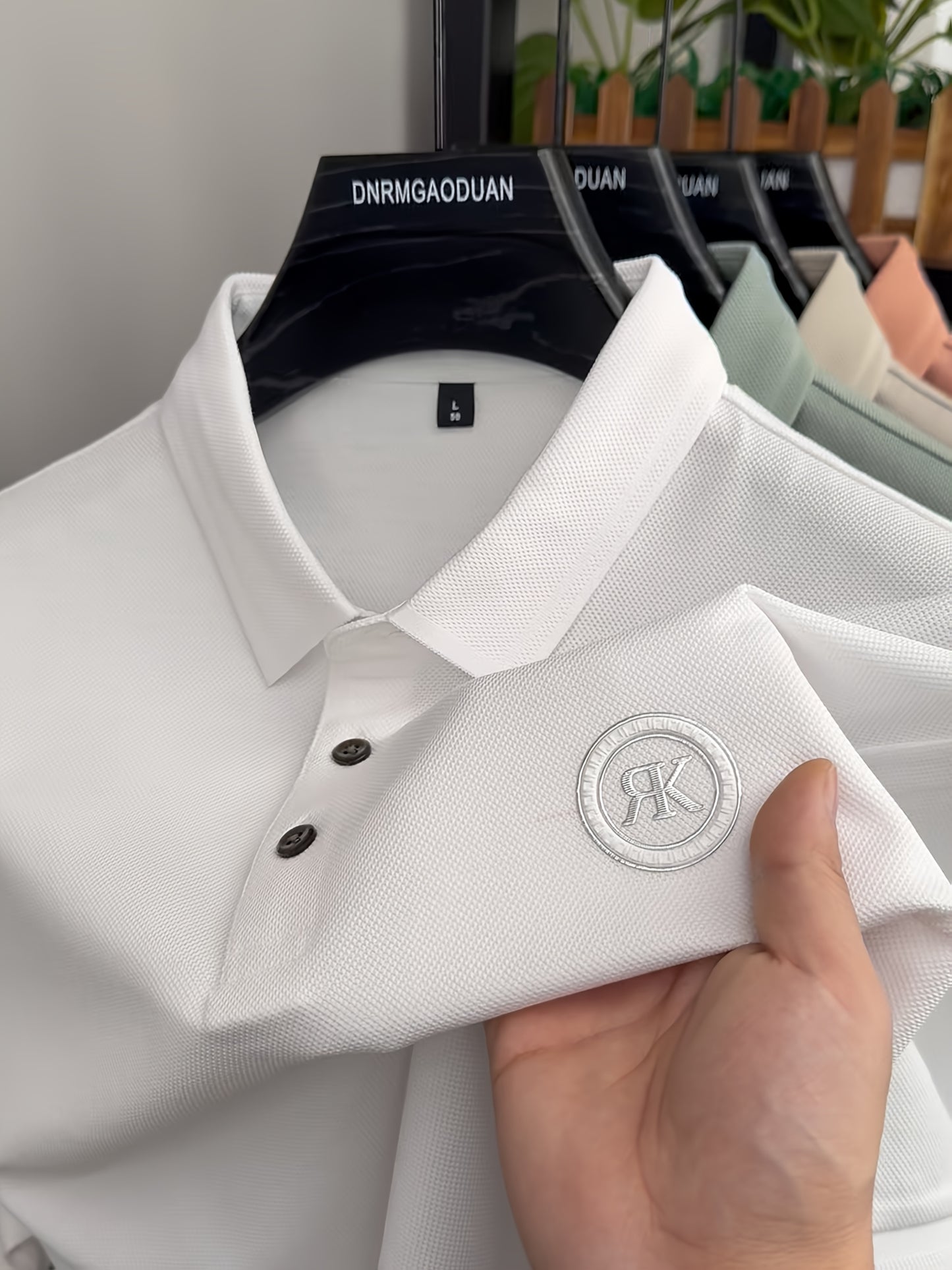 Breathable Business Polo Shirt, a Simple And Stylish Short-Sleeve Top.