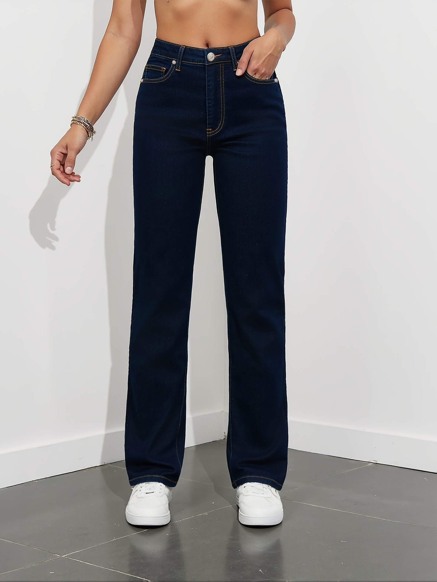 Pantalon élégant pour femme, taille haute, jambes larges - Bleu marine uni, coupe fuselée structurée, poche arrière en forme de cœur
