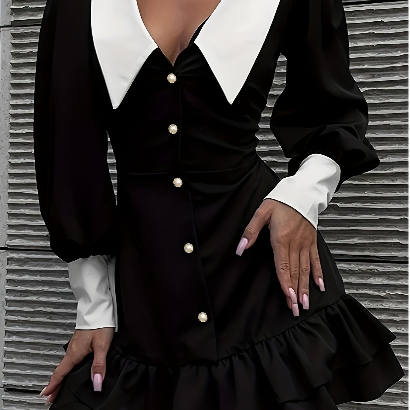 Robe élégante femme noire et blanche – Mini-robe contrastée à manches longues