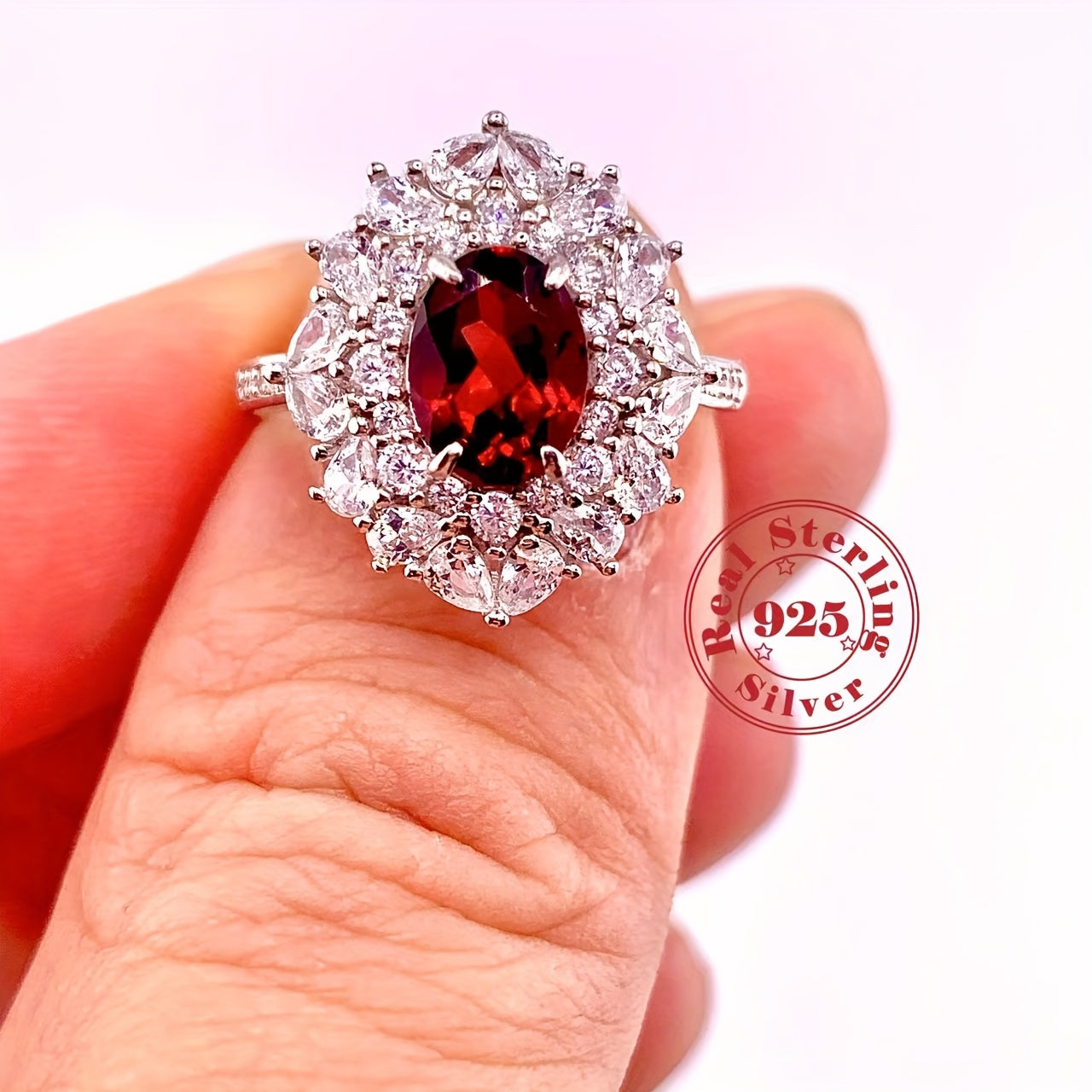 A Natural Garnet Ring with an Adjustable S925 Silver Band, Perfect for Engagement Or Anniversary Gifts.