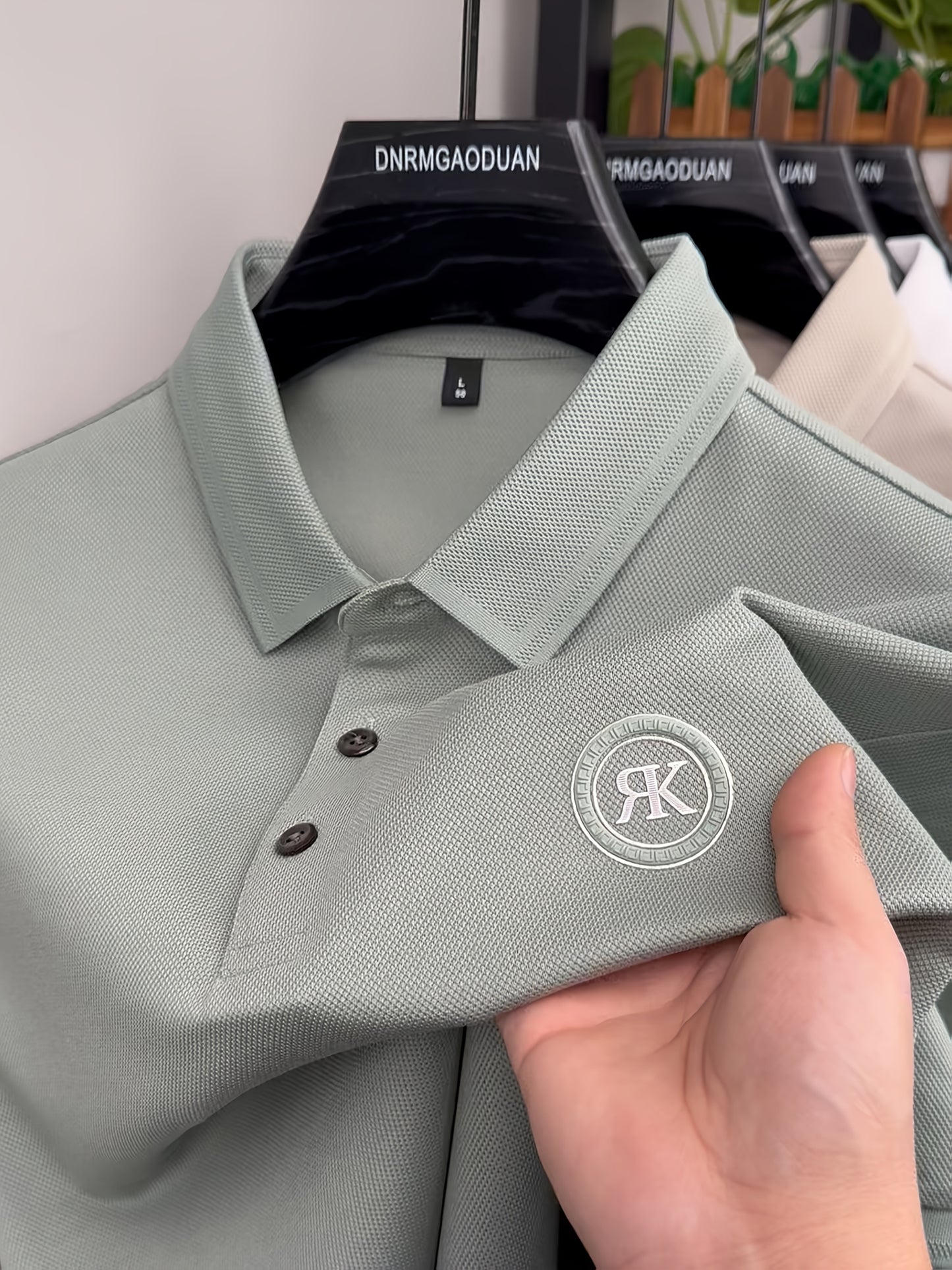 Breathable Business Polo Shirt, a Simple And Stylish Short-Sleeve Top.