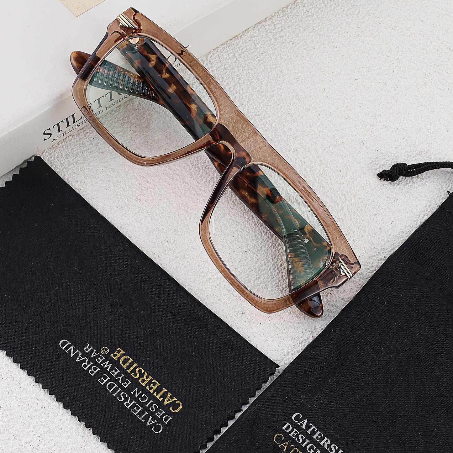Stylish Square Glasses Made from TR90 Material, Featuring a Simple Vintage Design for Both Men And Women. These Classic Eyewear Pieces Serve As Great Photo Props And Make Perfect Gifts, Complete with a Full Package Set And Ca