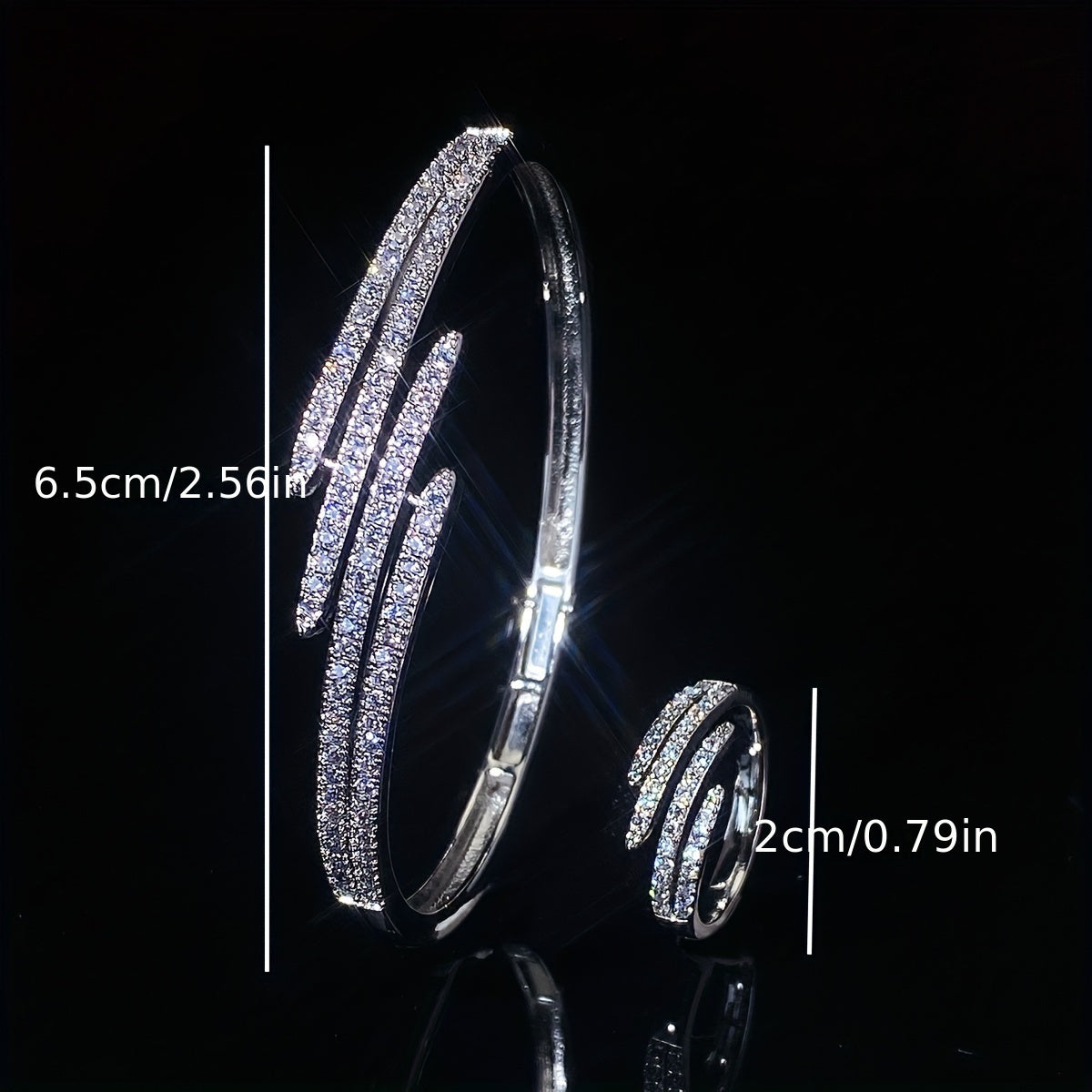 Ensemble de bijoux pour les mains au style coréen et japonais tendance et minimaliste, accessoires élégants et polyvalents pour femme, parfaits pour les fêtes et les occasions spéciales, design raffiné en métal poli