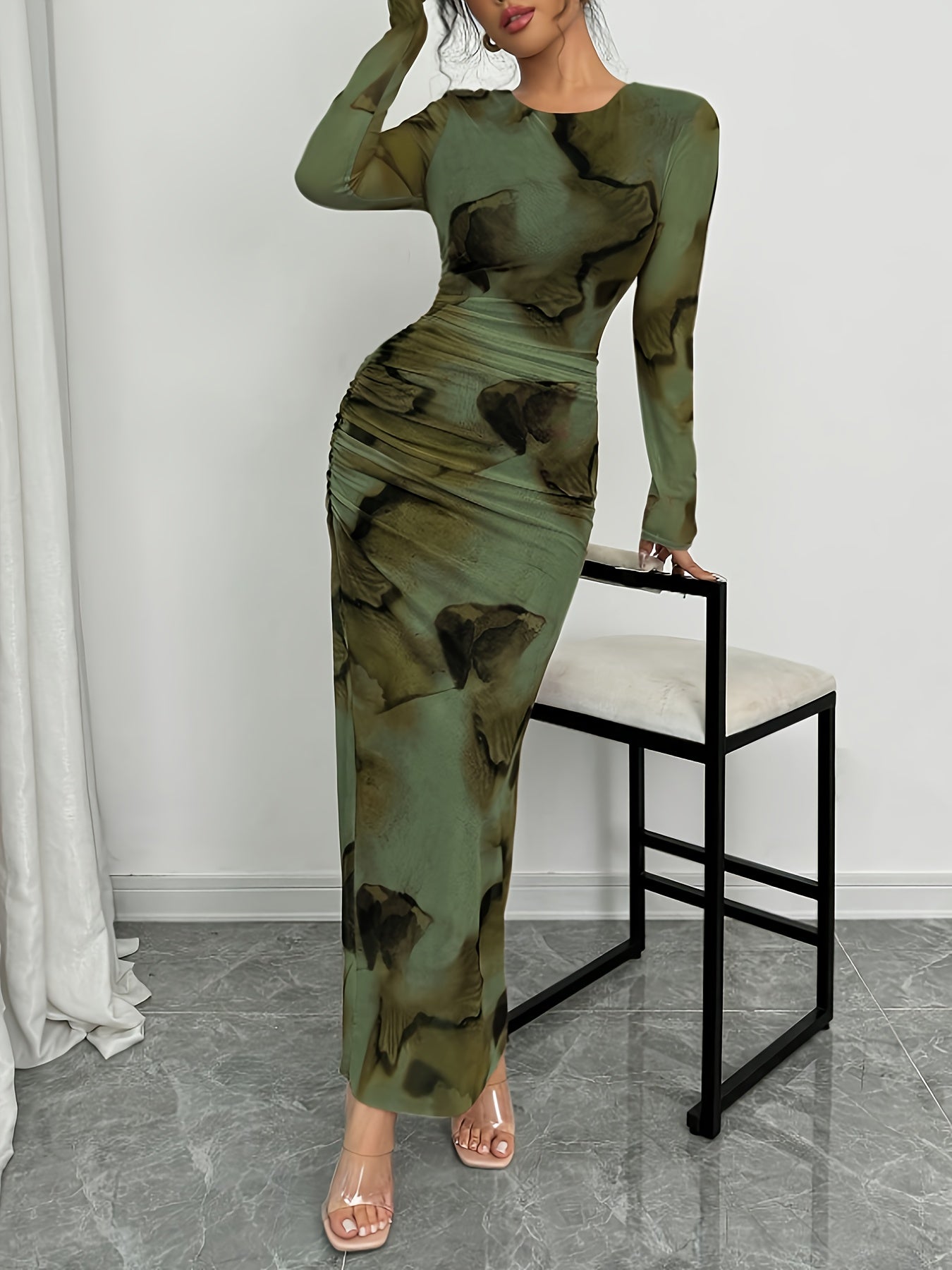 Robe sirène femme imprimé camouflage vert olive, manches longues, coupe A-line, longueur genou, idéale pour occasions formelles ou semi-formelles, lavable en machine, parfaite pour mariages, soirées ou bal
