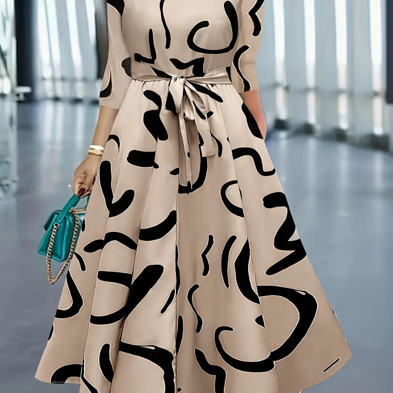 Oriented Fashion Print Temperament Lace Dress