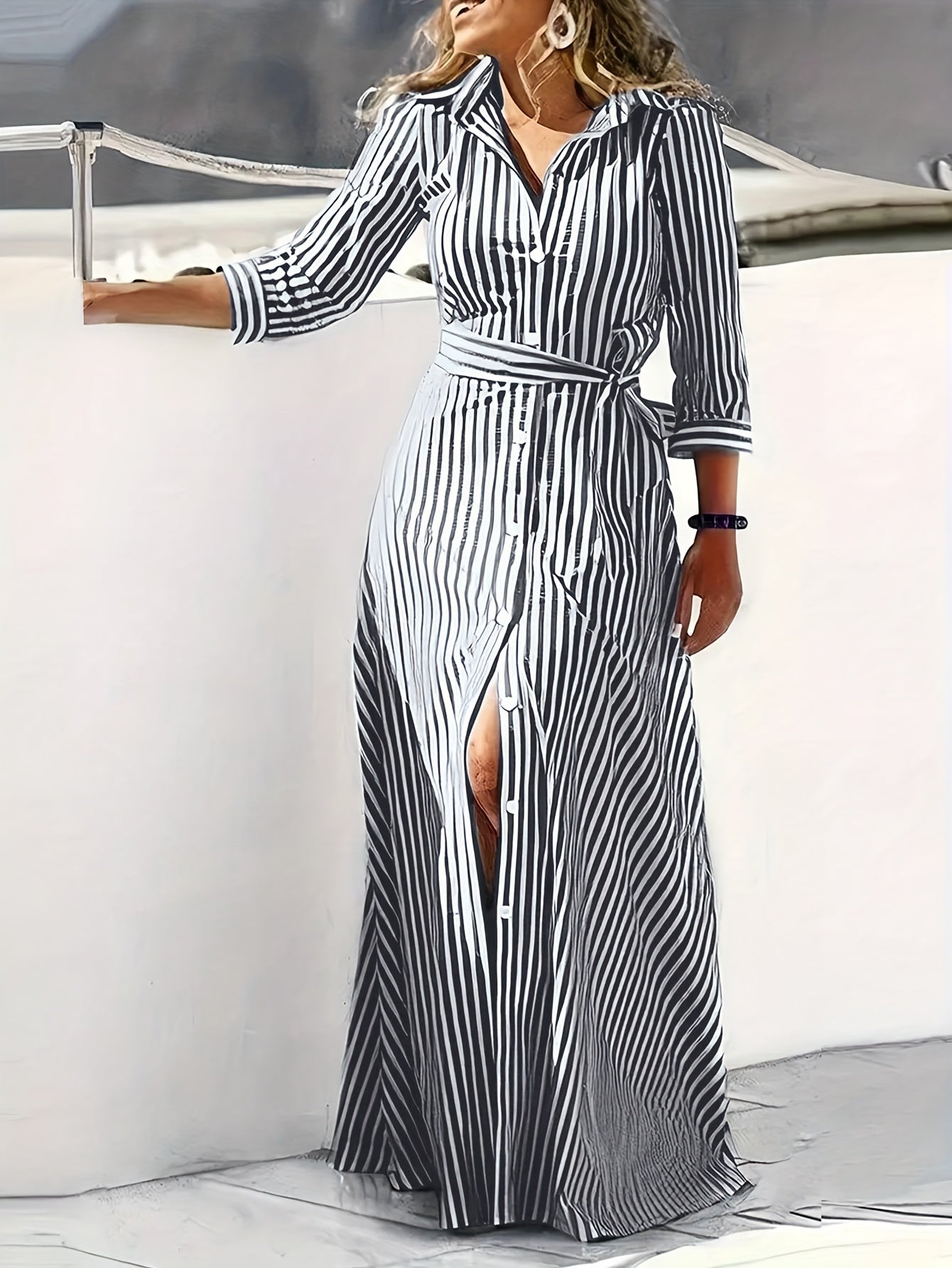 Robe rayée élégante et décontractée pour femme