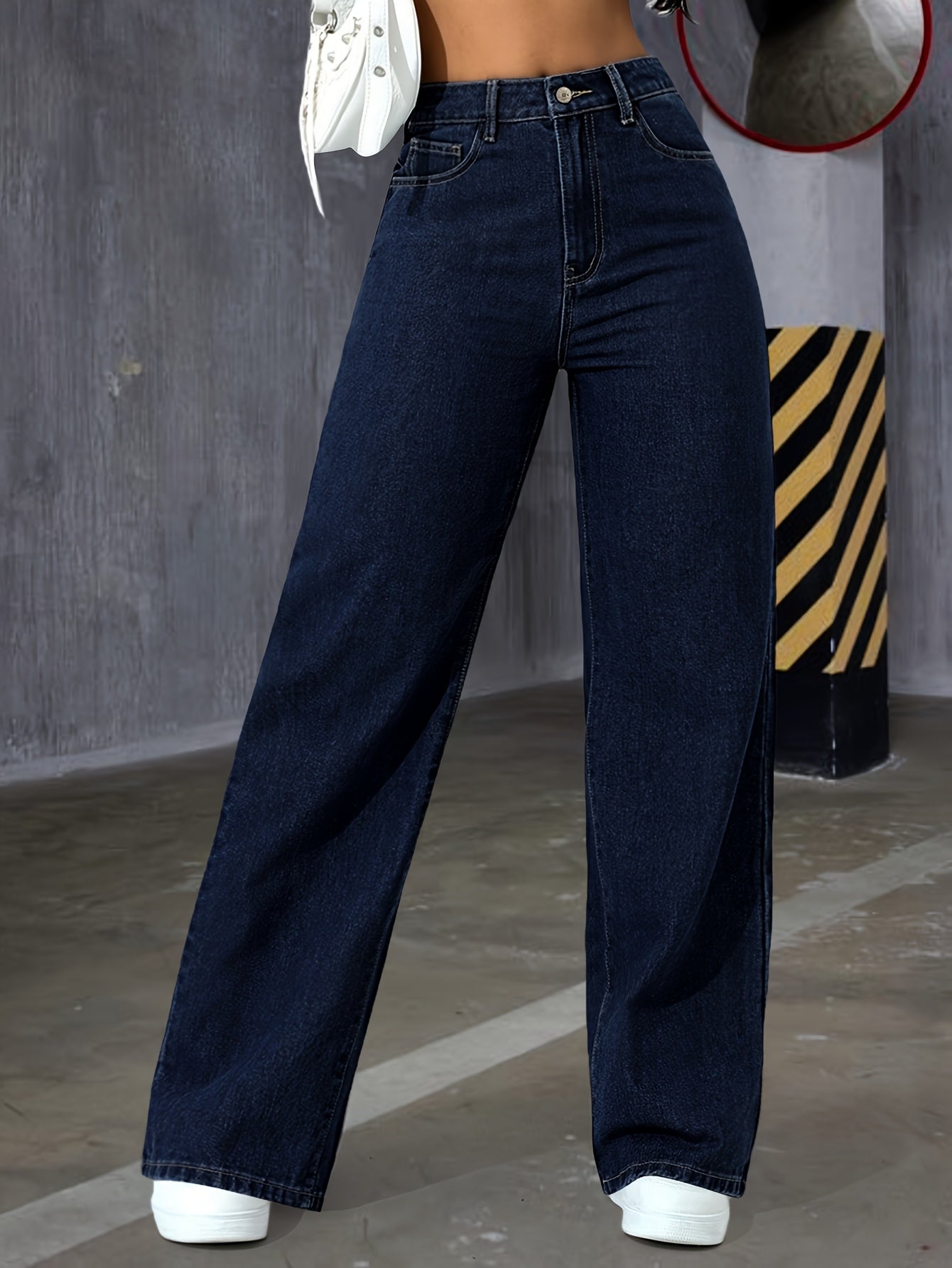 Pantalon évasé bleu profond femme – élégant et stylé