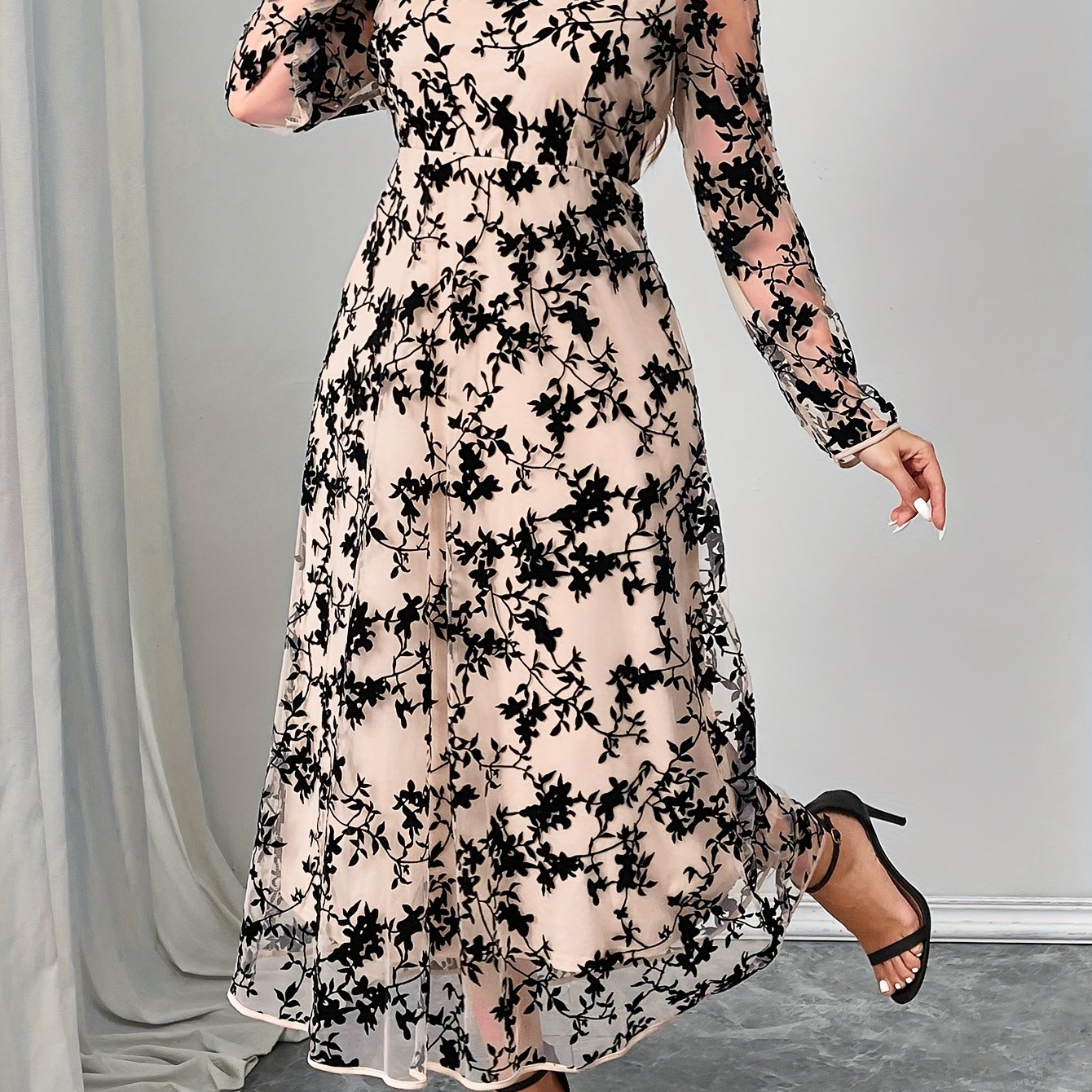 Elegant Plus Size Floral Print Long Sleeve Dress with Netted Hem - Flared Umbrella Skirt, Fitted Top & Flared Hem, All-Season Versatile for Casual & Formal Occasions