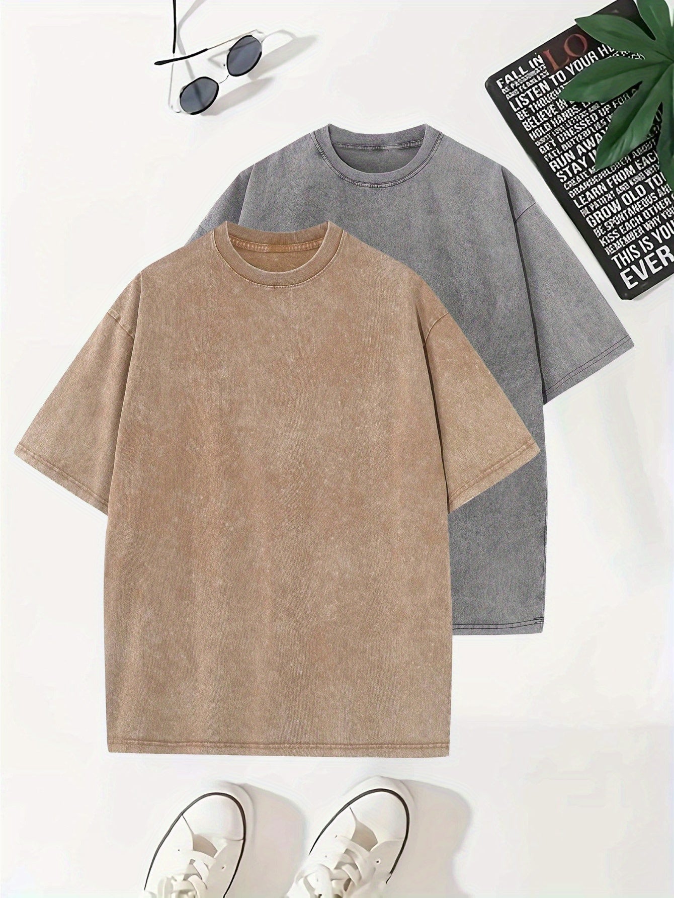 Set of 2 T-Shirts Made from Washed, Featuring a Vintage Heavy 100% Pure Fabric Weighing 240G, Designed in a Simple Retro Style for Casual Wear.
