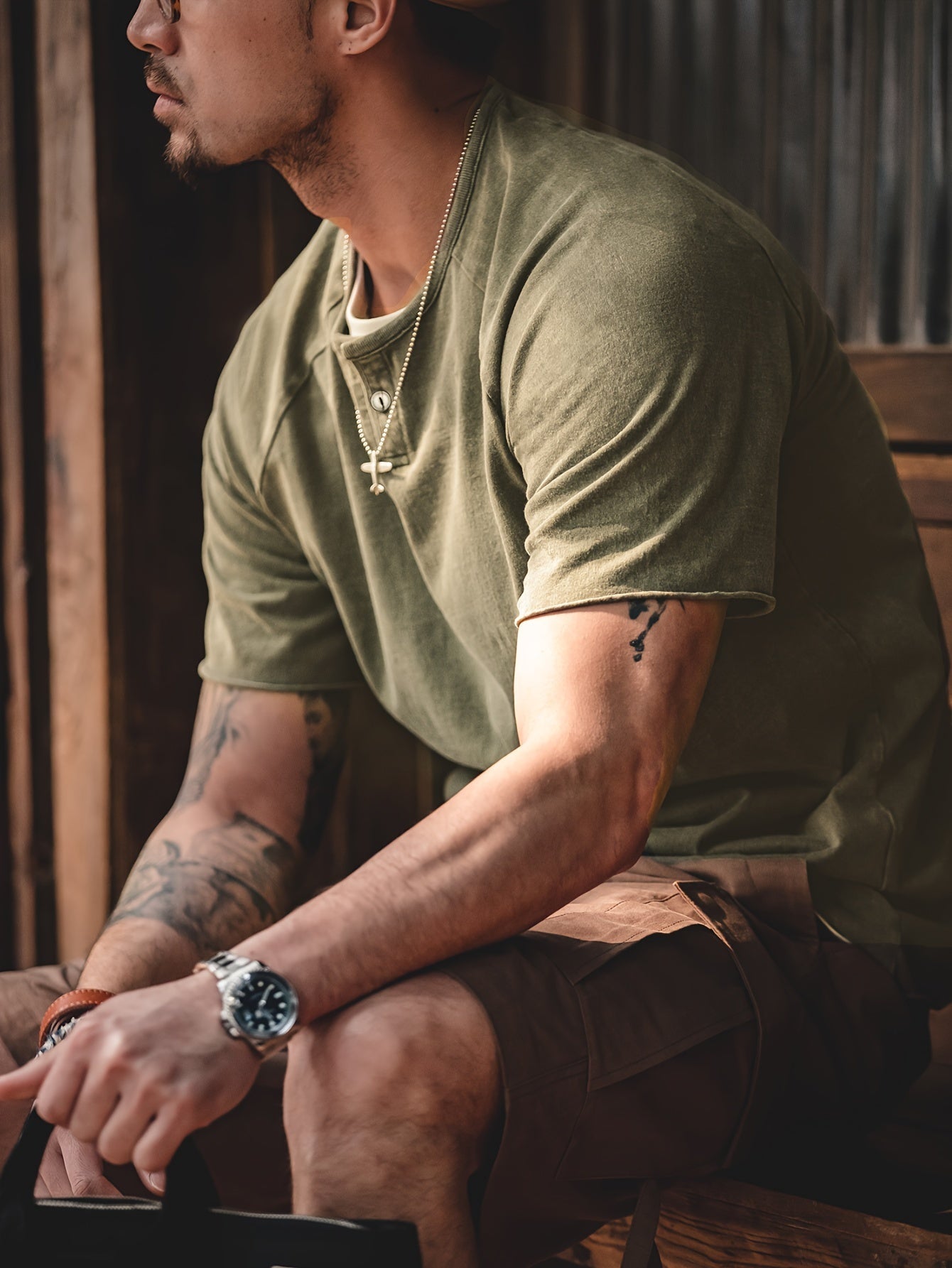 Maden Men's Casual Henry T-Shirt Vintage Inspired Enzyme Wash Tee Slim Fit Stretch Short Sleeve Tshirt, Weekend Attire, Streetwear Style, Distressed Look, Retro Tshirt, Soft, Stretch Fabric, Fitted Shirt, Casual Wardrobe, Urb