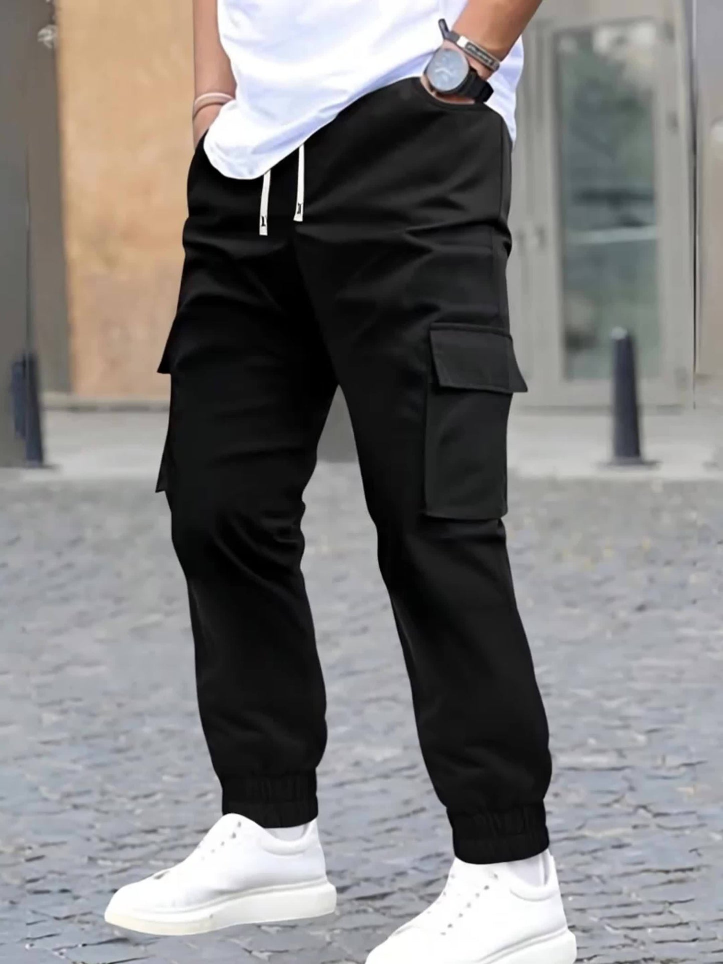 Lot de 4 pantalons cargo homme robustes – Pantalons toutes saisons avec multiples poches, taille à cordon élastique et passants de ceinture, idéaux randonnée, jogging, casual – Lavables en machine (noir/olive/beige/bleu marine) – Coupe régulière