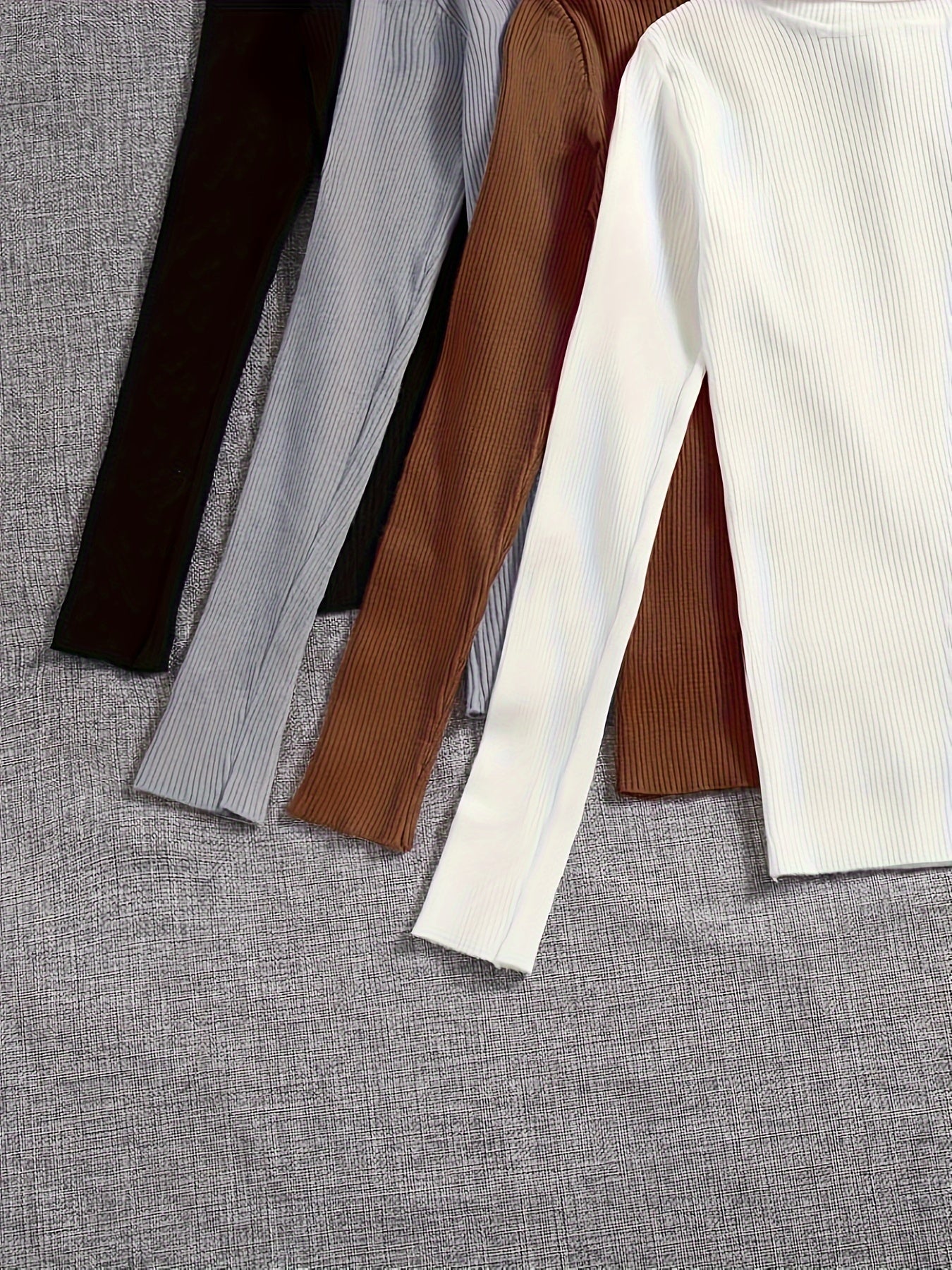 Pull Col Roulé Élégant pour Femme – Ensemble Haut à Col Montant, Manches Longues Confortables en Blanc et Marron, Idéal Automne/Hiver, Pièce de Superposition Stylée, Vêtement d’Hiver Élégant