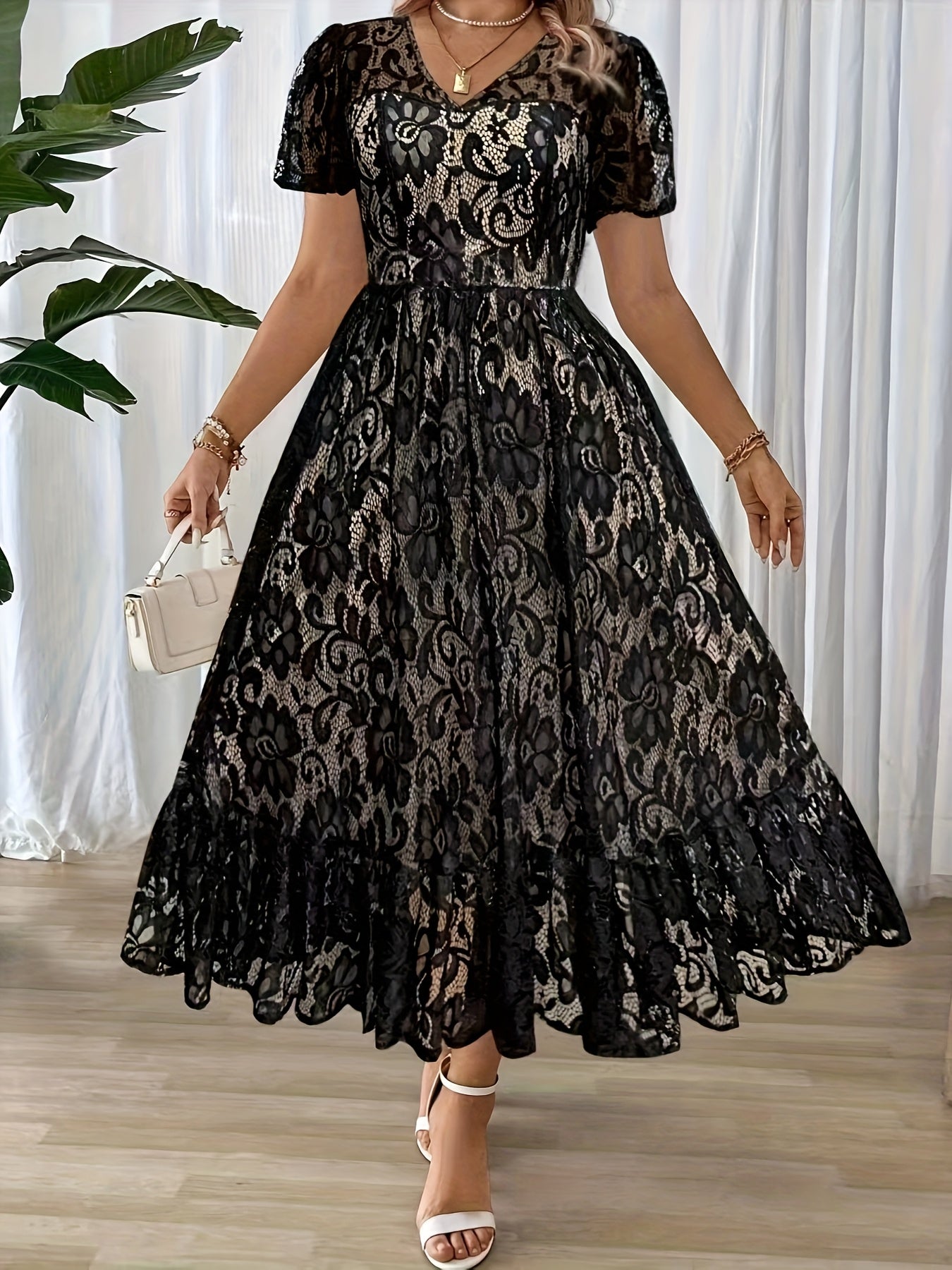 Robe Longue Grande Taille Élégante – Col Dentelle, Bas Smock, Couleur Unie Noire, Coupe A-Ligne, Idéale Soirées, Mariages et Événements Formels, Lavable en Machine