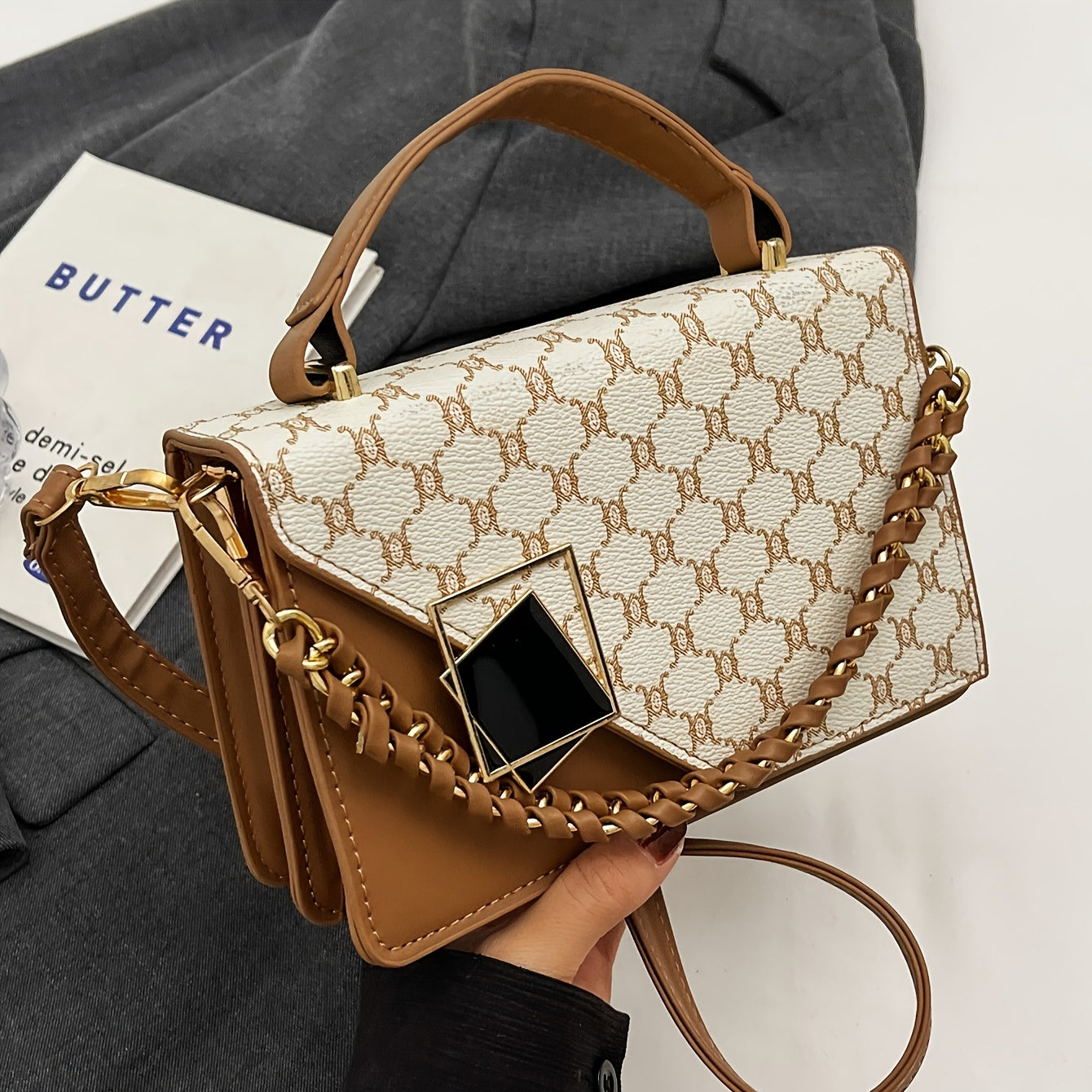 Petit sac carré– bandoulière réglable, fermeture éclair, polyvalent