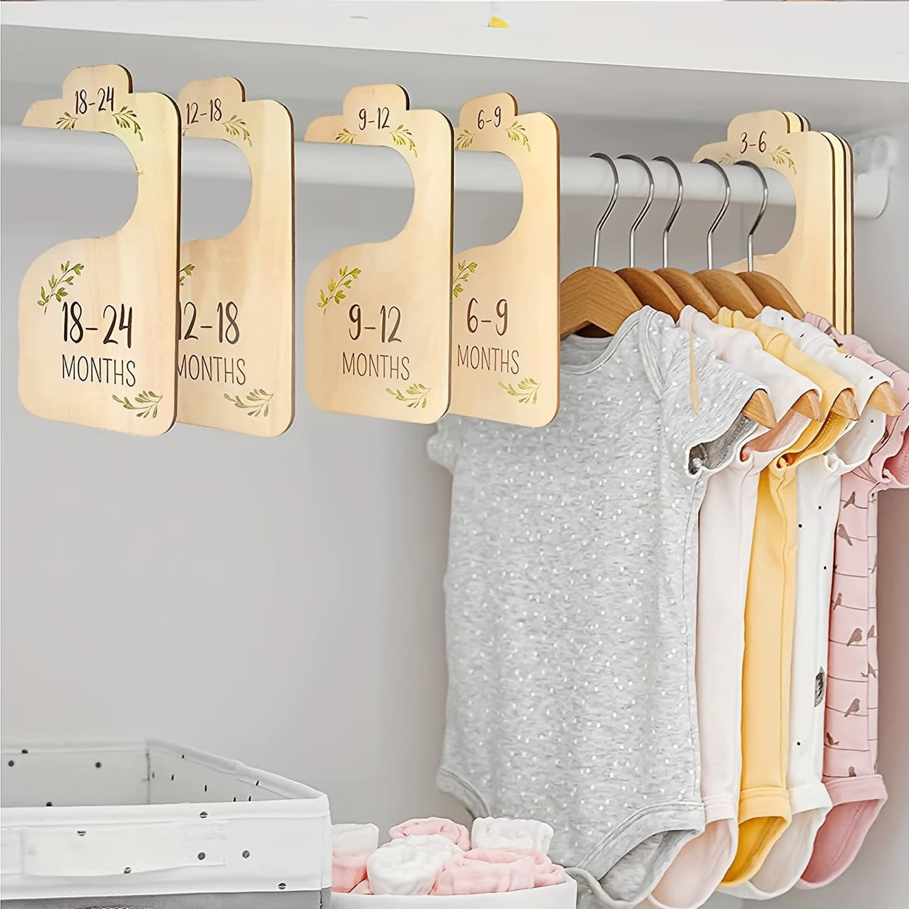 8-Piece Wooden Baby Closet Dividers – Double-Sided Nursery Clothes Size Organizers (0–24 Months)