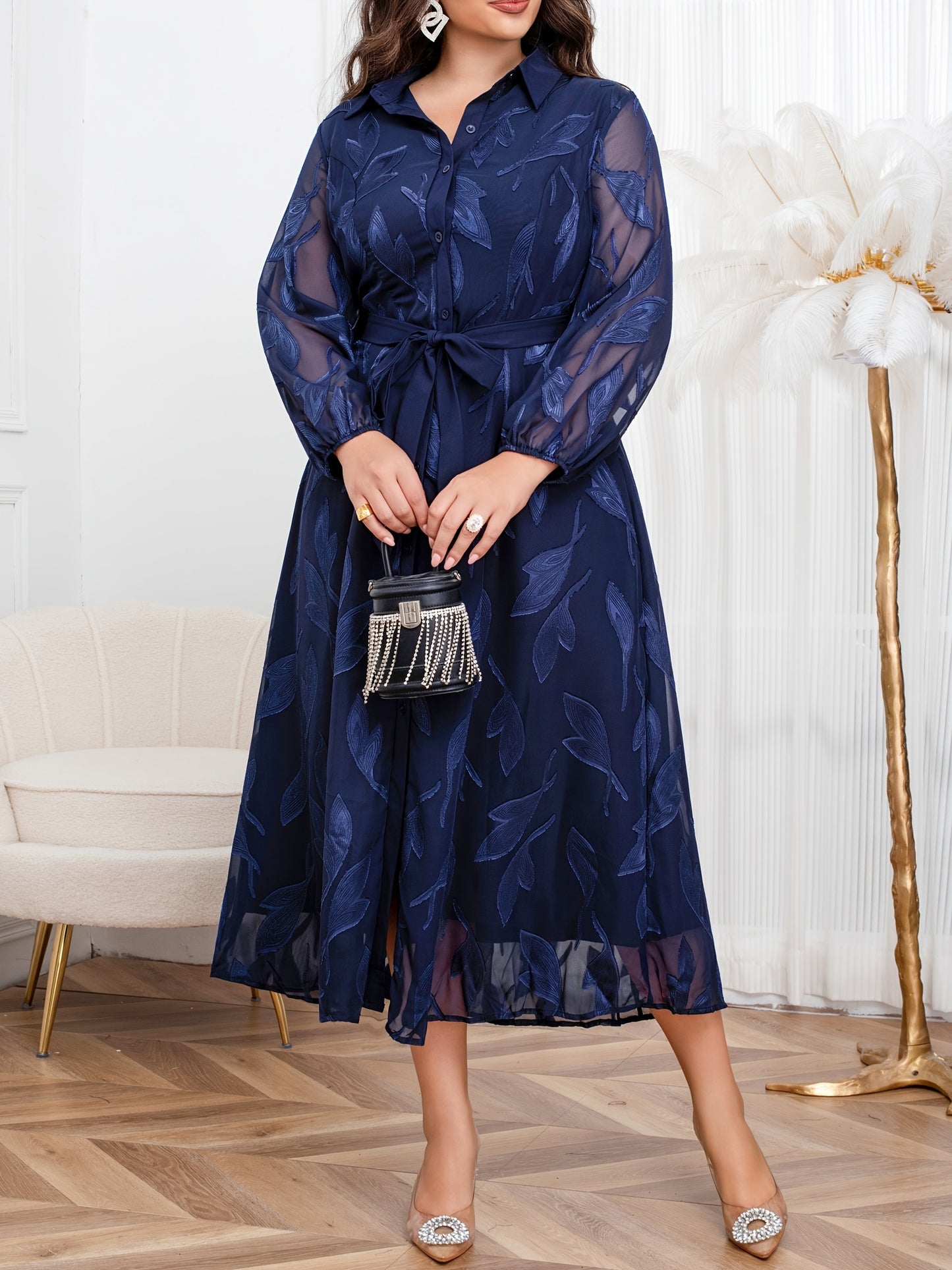 Plus Size - New Middle Eastern Style Fashionable And Elegant Waist-Tied Dress in Plus Sizes.