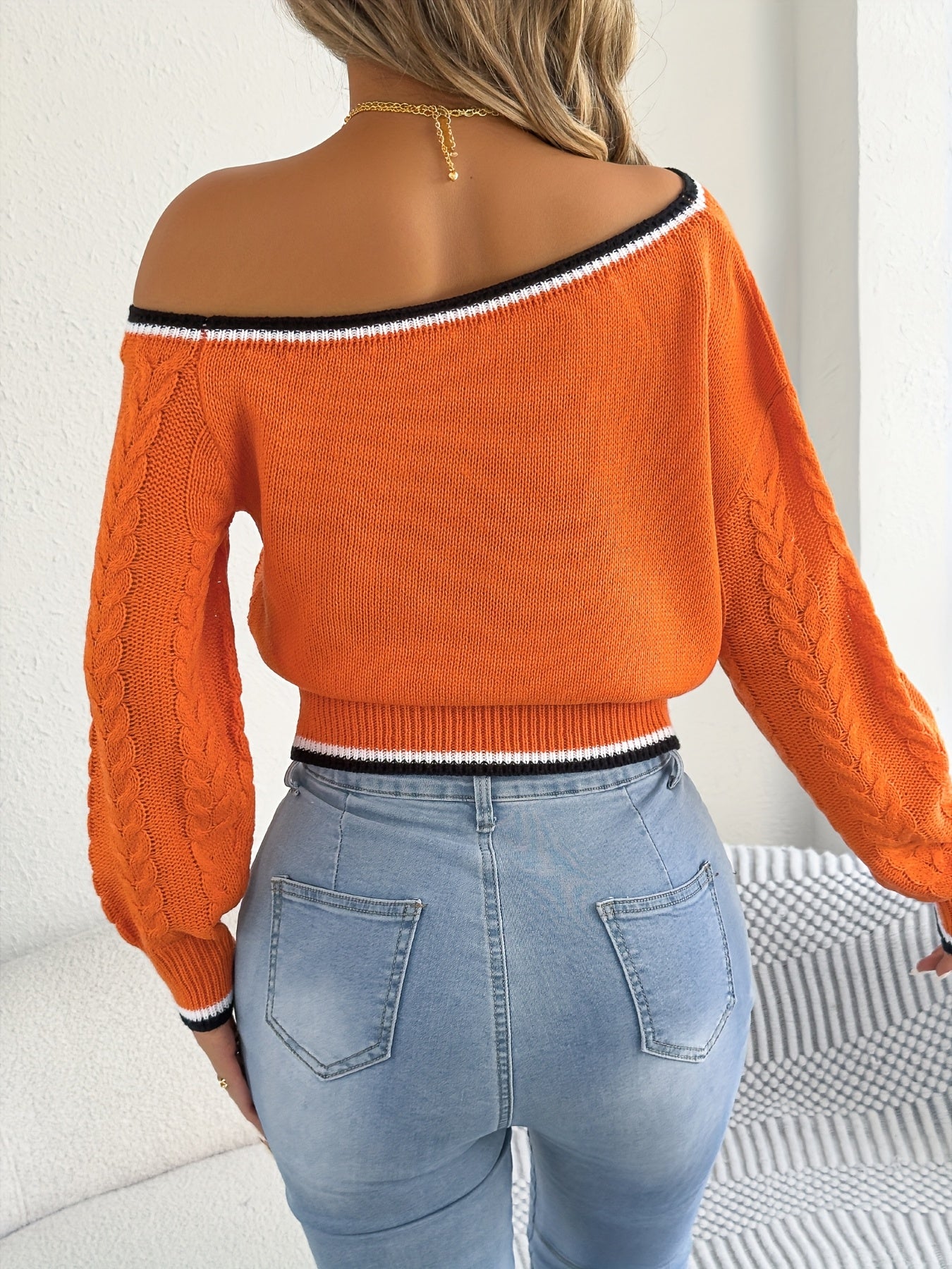 Pull décontracté automne-hiver pour femmes – manches longues épaules dénudées, tricot à torsades rayé, taille cintrée, parfait pour vacances et usage quotidien