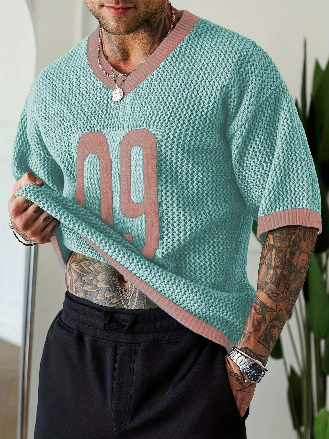 Men's Street Style Contrast Color V-Neck Numeral Print Raglan Knitted Pullover Men Jersey Knit Top Men Men Vacation Men Knit Tops Men Jersey