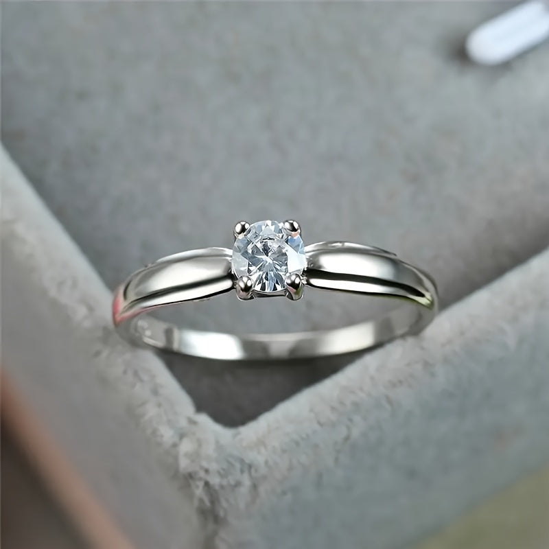 Elegant S925 Sterling Silvery Women'S Ring with a Unique, Small Batch of Synthetic Zirconia, Light Luxury, Exquisite Gift for Valentine'S Day 2g