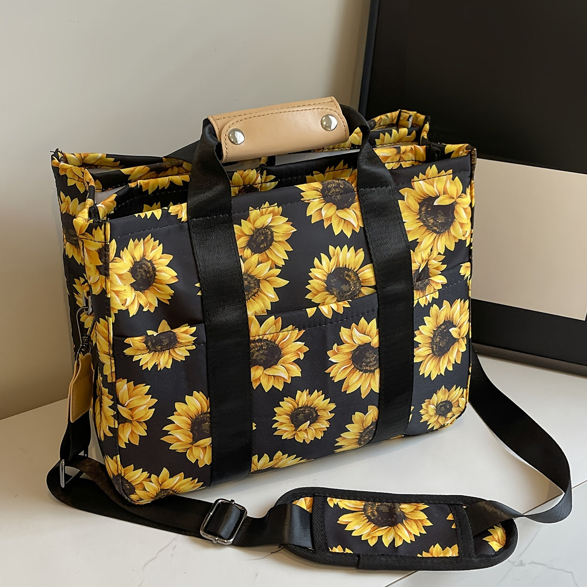 Sac Femme Grande Capacité – Imprimé Tournesol, Cabas et Bandoulière, Bandoulière Longue Ajustable, Matériel Doré, Multi-Compartiments, Tissu Durable pour Travail et Voyage