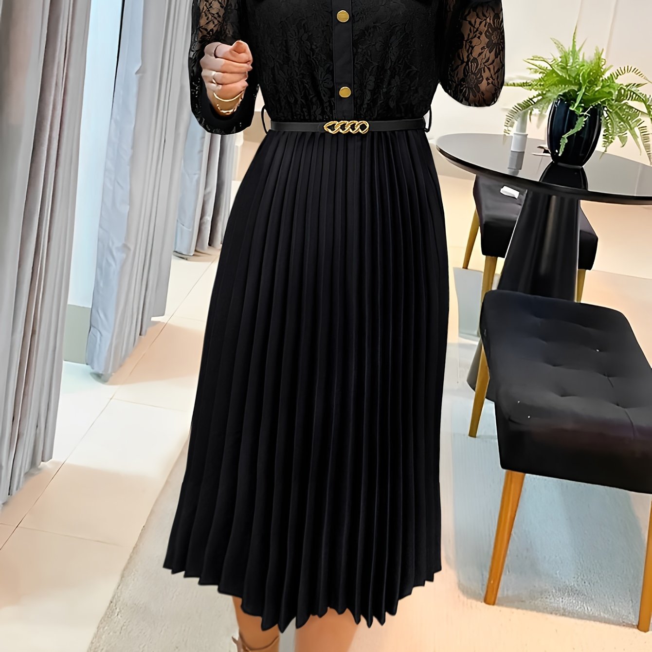 Elegant Long-Sleeve Dress for Women with Lace Patchwork And a Belt, New Autumn Style.