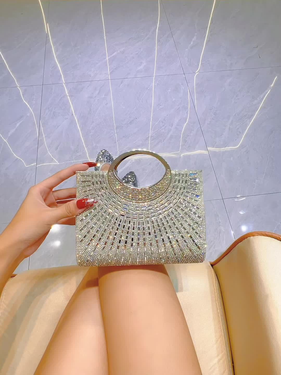 Pochette de Soirée Brillante – Strass, Sac à Main Bandoulière pour Banquets et Événements Week-end, Sac Dîner Femme, Peut Contenir Produits de Maquillage Quotidiens, Idéal Cadeau pour Elle
