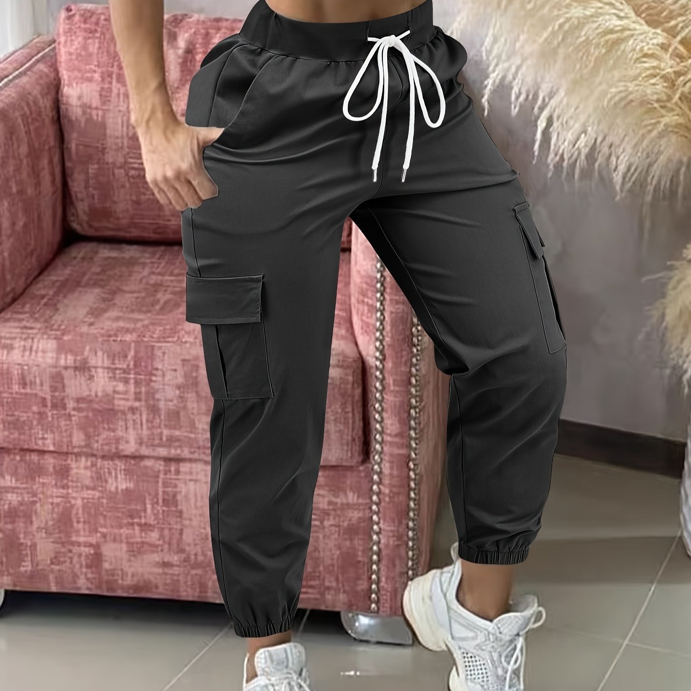Pantalon Cargo Femme Décontracté – Beige, Taille à Cordon, Multiples Poches, Ourlet Effiloché, Tous Saisons
