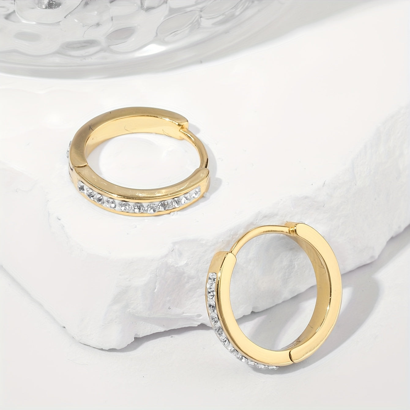 1 paire de petites boucles d’oreilles créoles dorées plaquées or 18K avec tige en argent sterling 925 ensemble de mini créoles huggie pour cartilage ou hélix pour femmes et hommes 16 mm