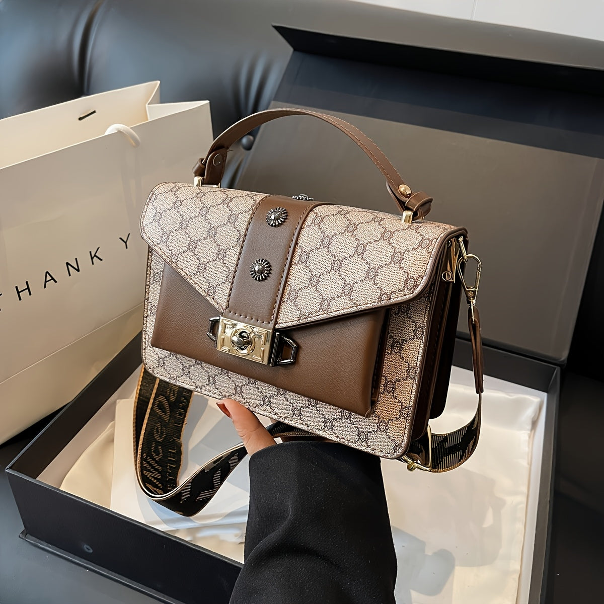 Sac à main carré rétro classique avec poignée supérieure texturée élégante pour femmes