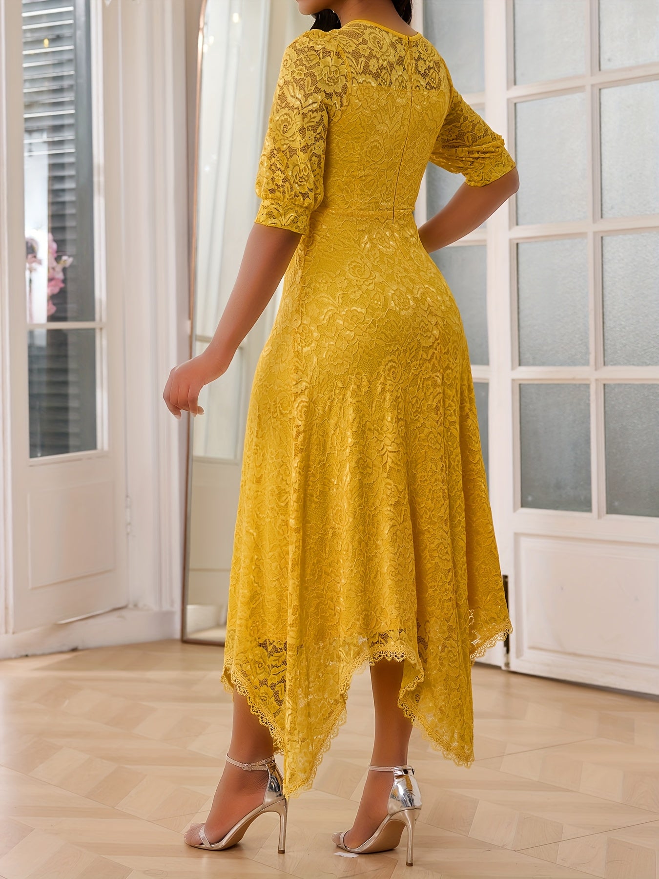 Robe Sirène Élégante pour Femme – Couleur Moutarde, Coupe A-Line, Corsage Slim-Fit et Jupe Longue, Manches Longues Simulées avec Ourlet Demi-Cercle, Fermeture Éclair au Dos