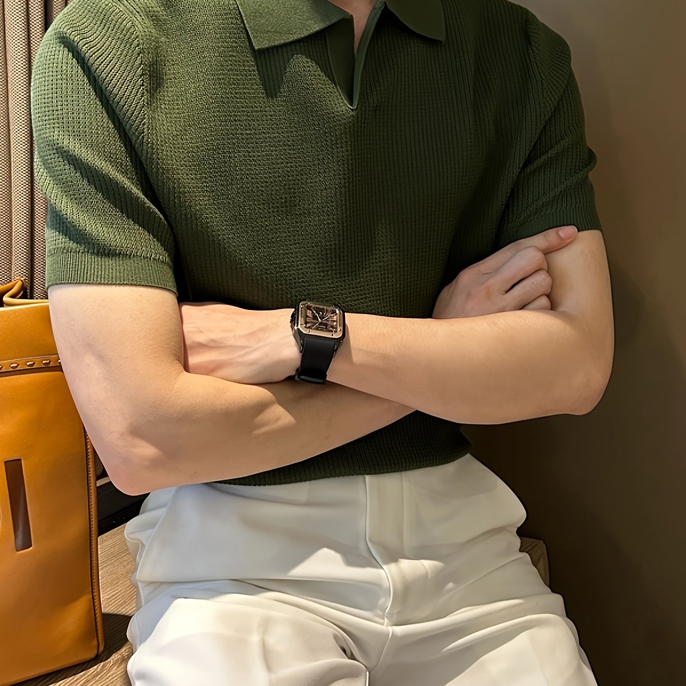 Men's Summer Retro Shirt - Breathable Stretch Knit, Classic Collar, Solid Green Casual T-Shirt, Regular Fit for Casual Attire, Warm Weather Outfit, Timeless Design, Stretchable Material, Short Sleeve Top, Stylish Men