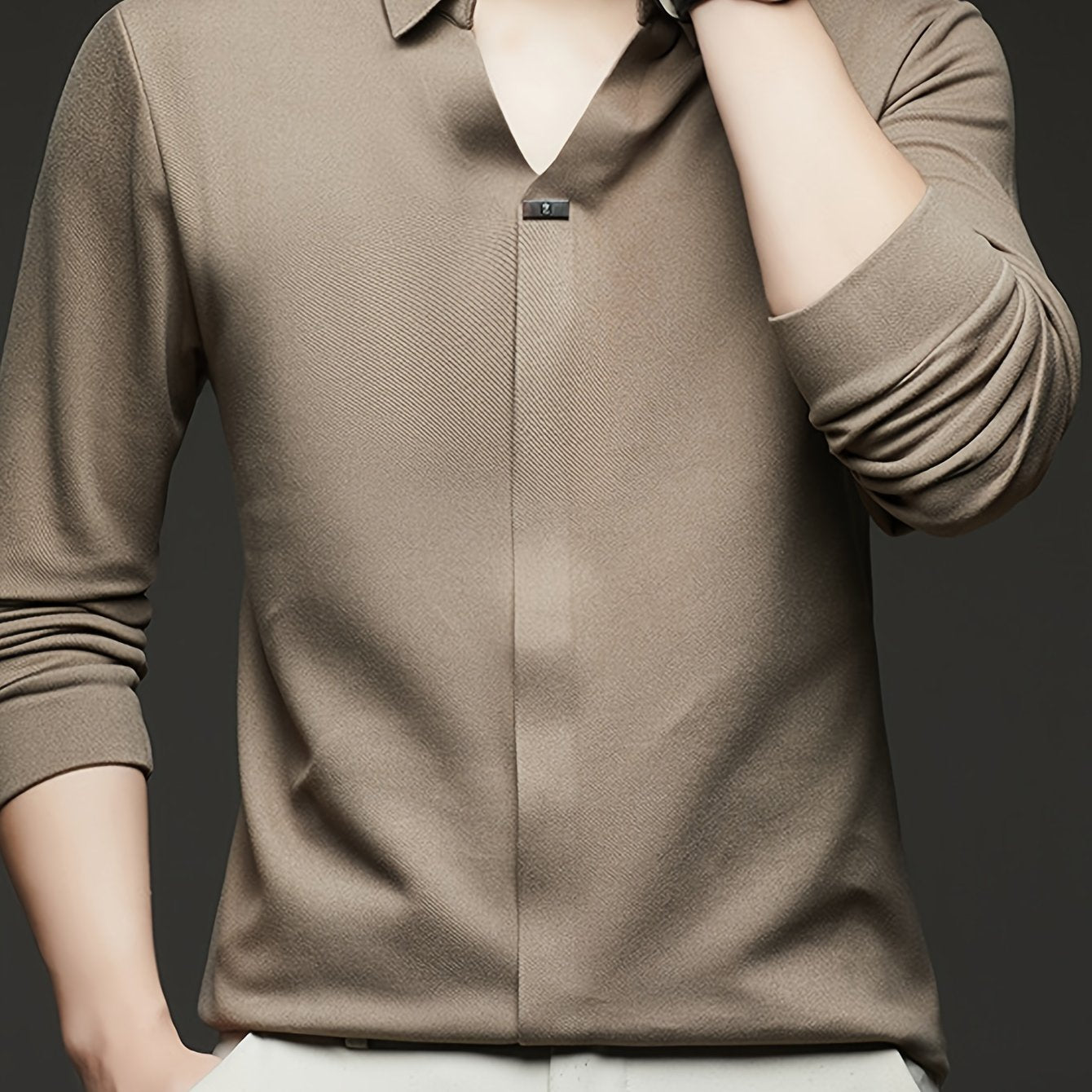 This Autumn'S Trendy Men'S Long-Sleeve Polo Shirt Is Soft, Skin-Friendly, And Resistant to Deformation, Featuring an Attractive Appearance That Looks Stylish And Casual, Making It The Perfect Choice for a Sophisticated Men'S