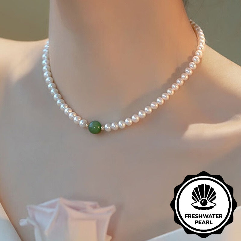 Collier élégant style français en perles d’eau douce avec calcédoine verte, parfait pour mariages, banquets ou cadeaux fête des mères, bijou raffiné en perles