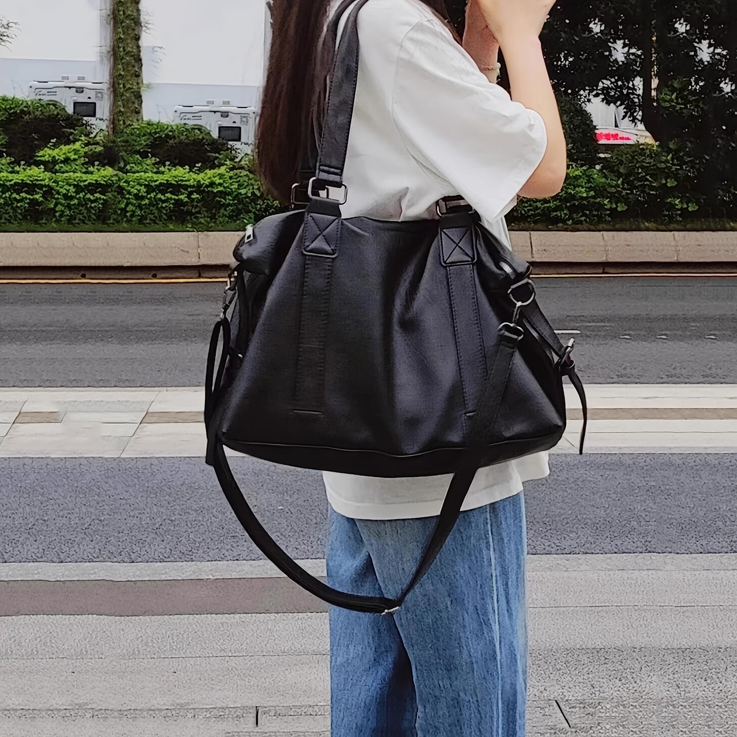 Sac fourre-tout grande capacité noir en PU – bandoulière et crossbody polyvalent, multiples compartiments, sangle réglable, idéal pour voyage et usage quotidien