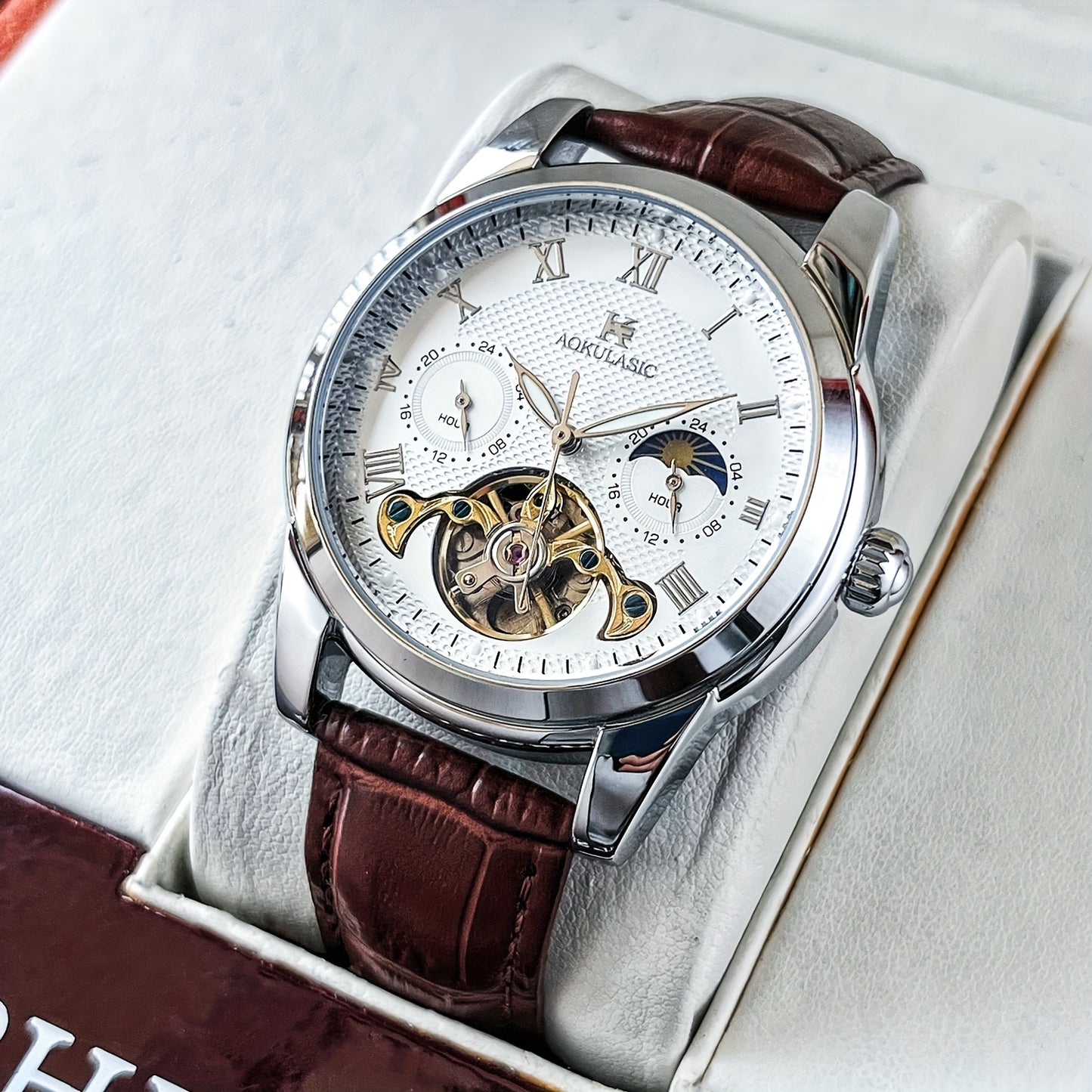 Luxury Automatic Mechanical Watch for Men - Fashionable and Versatile Casual Style - Light Luxury High-end Sun, Moon, Stars 24-Hour Function - Automatic Winding Luminous Hands - Business Demeanor Style - Gift for V