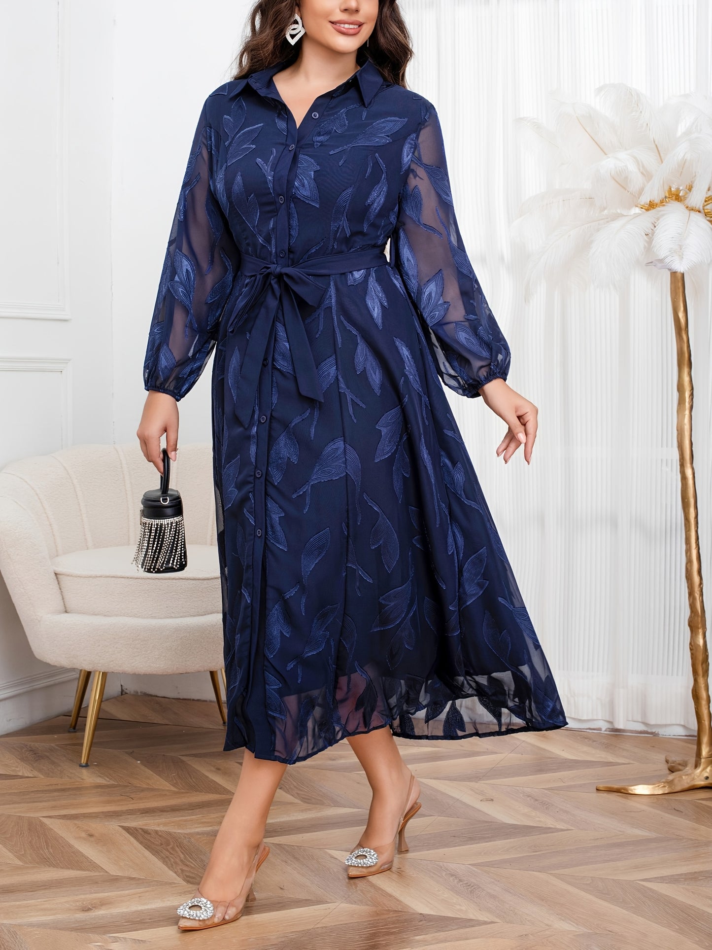 Plus Size - New Middle Eastern Style Fashionable And Elegant Waist-Tied Dress in Plus Sizes.
